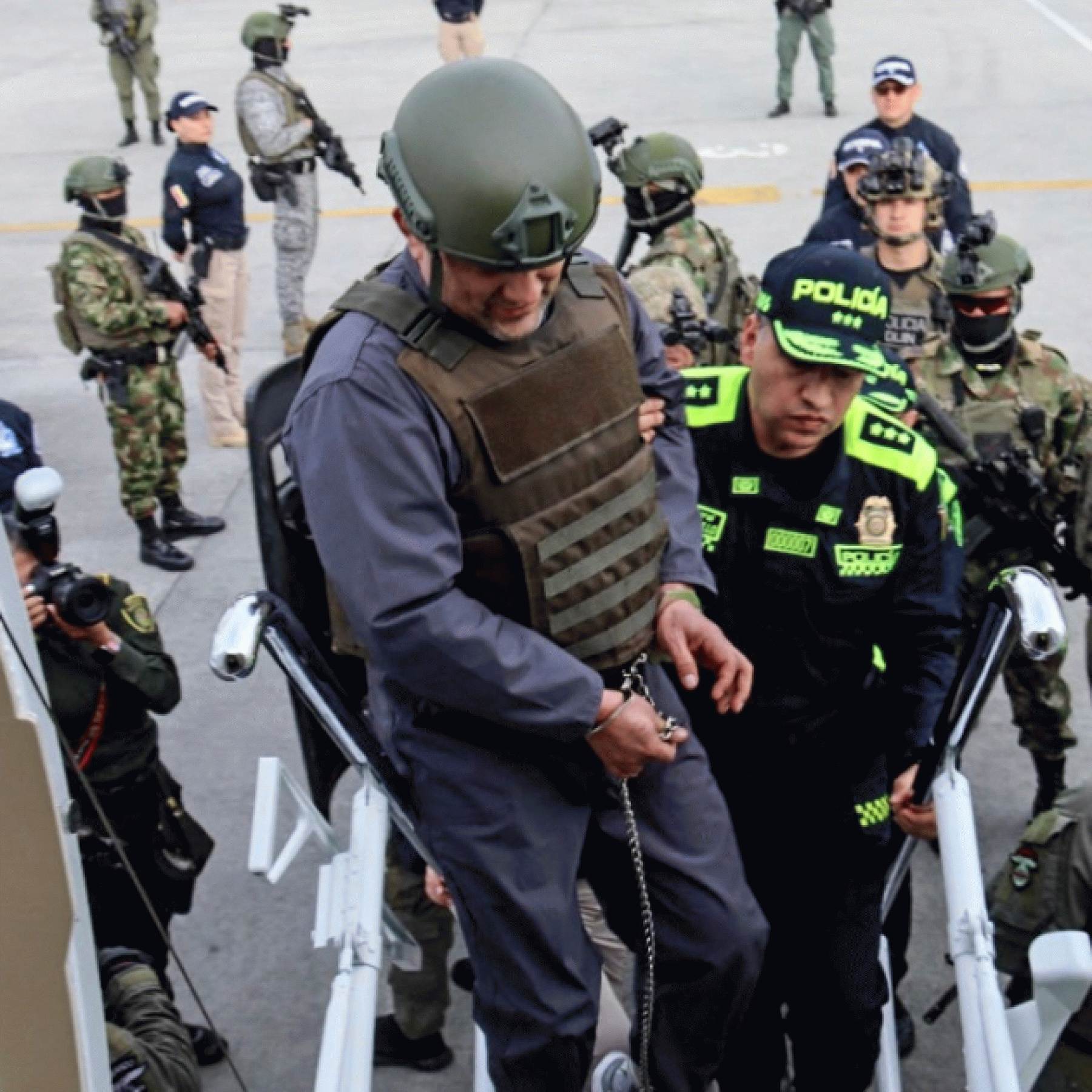Colombia extradites drug lord ‘Otoniel’ to the United States
