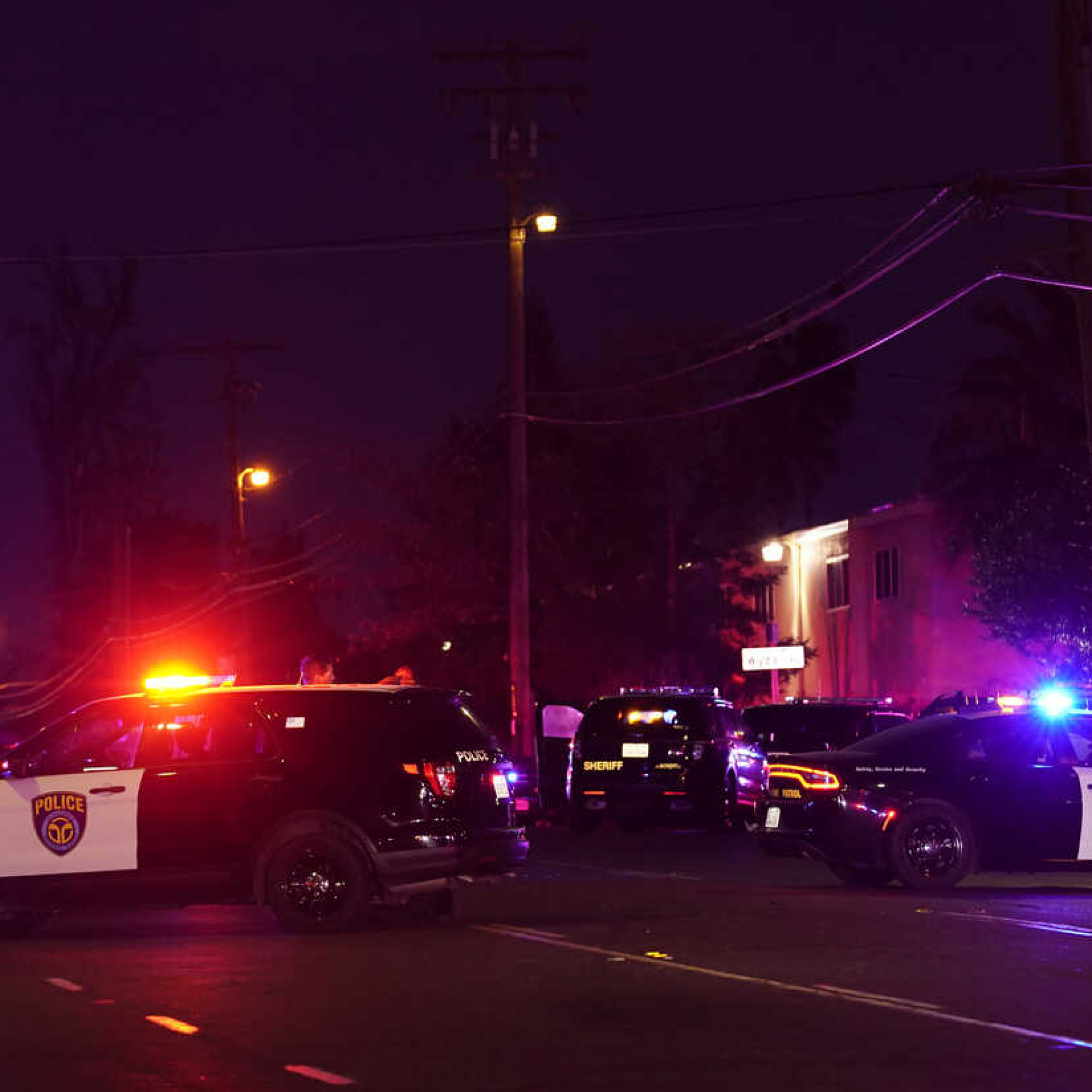 Man kills 3 children 1 other himself at California church