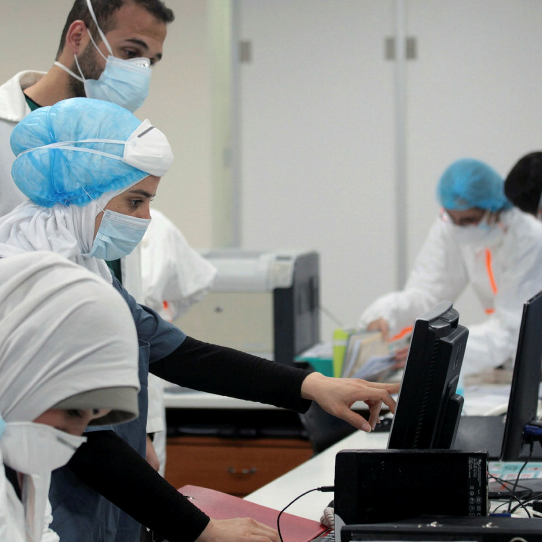 Lebanons hospitals are running out of medicine and staff in ongoing economic crisis