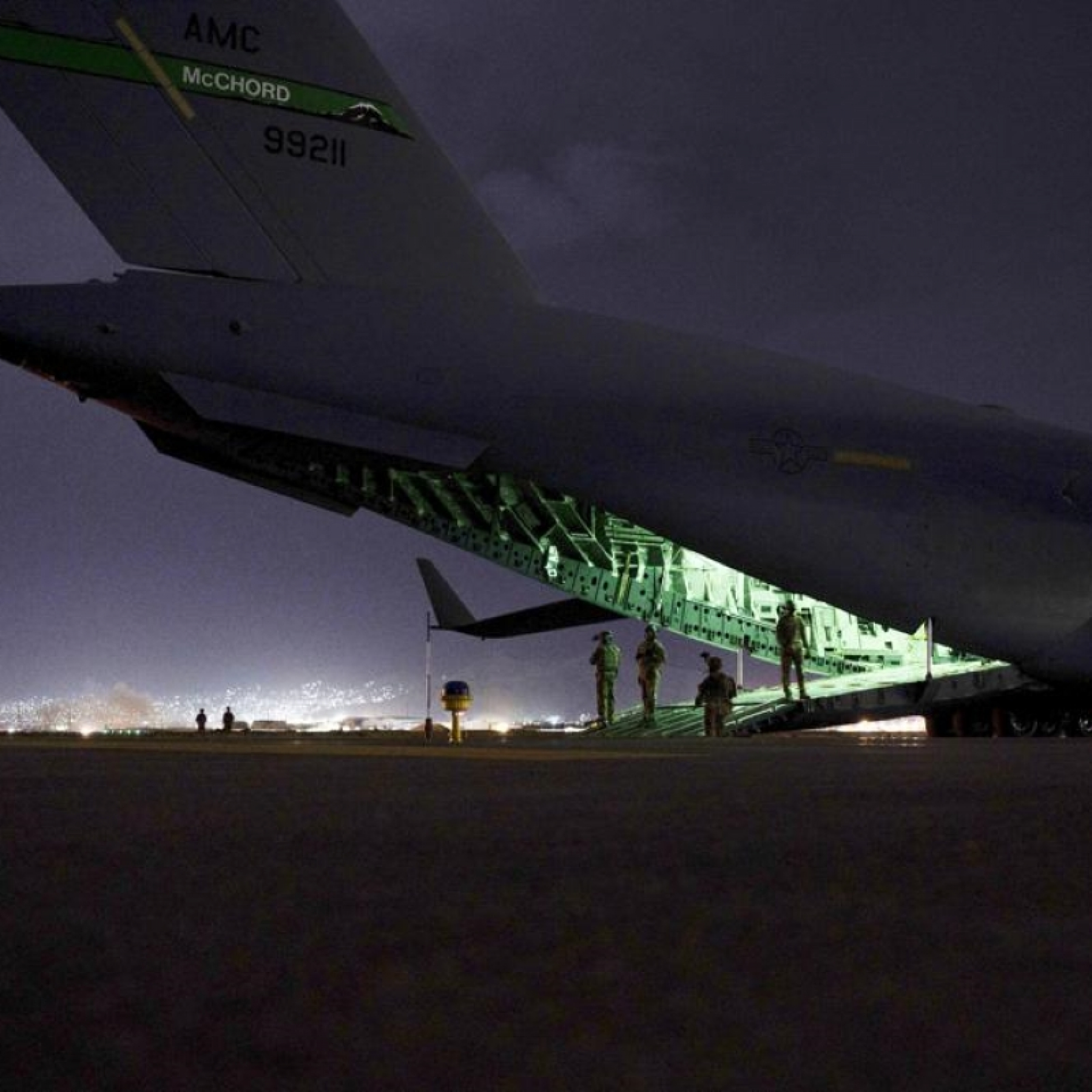 It looked apocalyptic: Crew describes Afghan departure