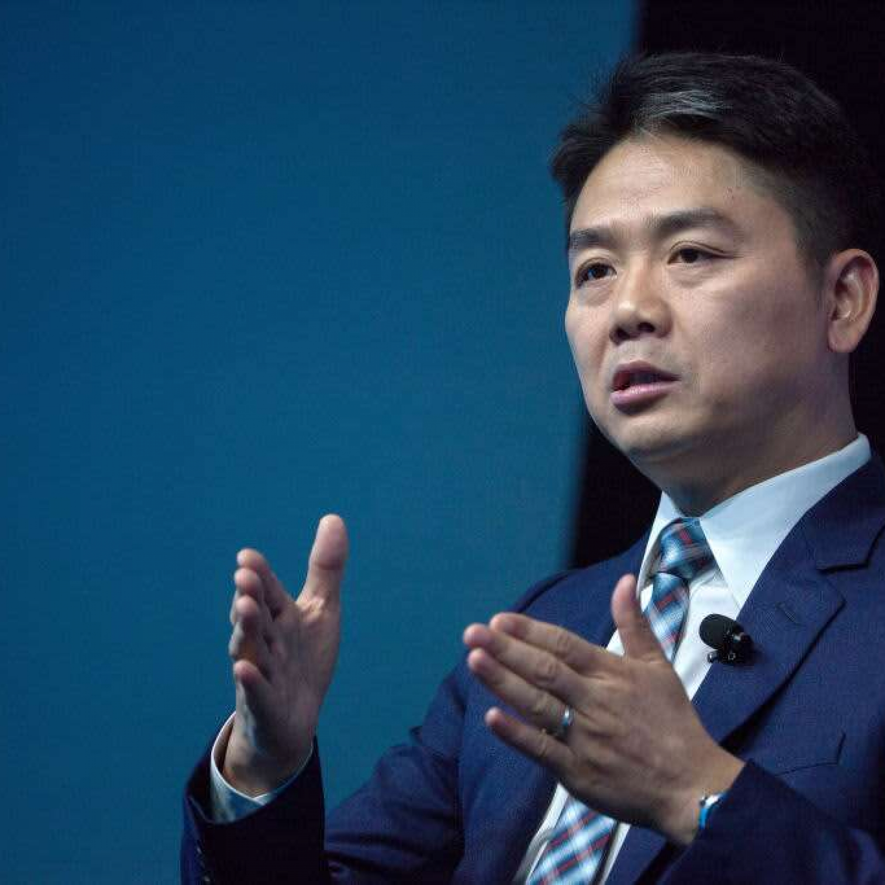JD.com appoints new president as founder steps back from day-to-day operations
