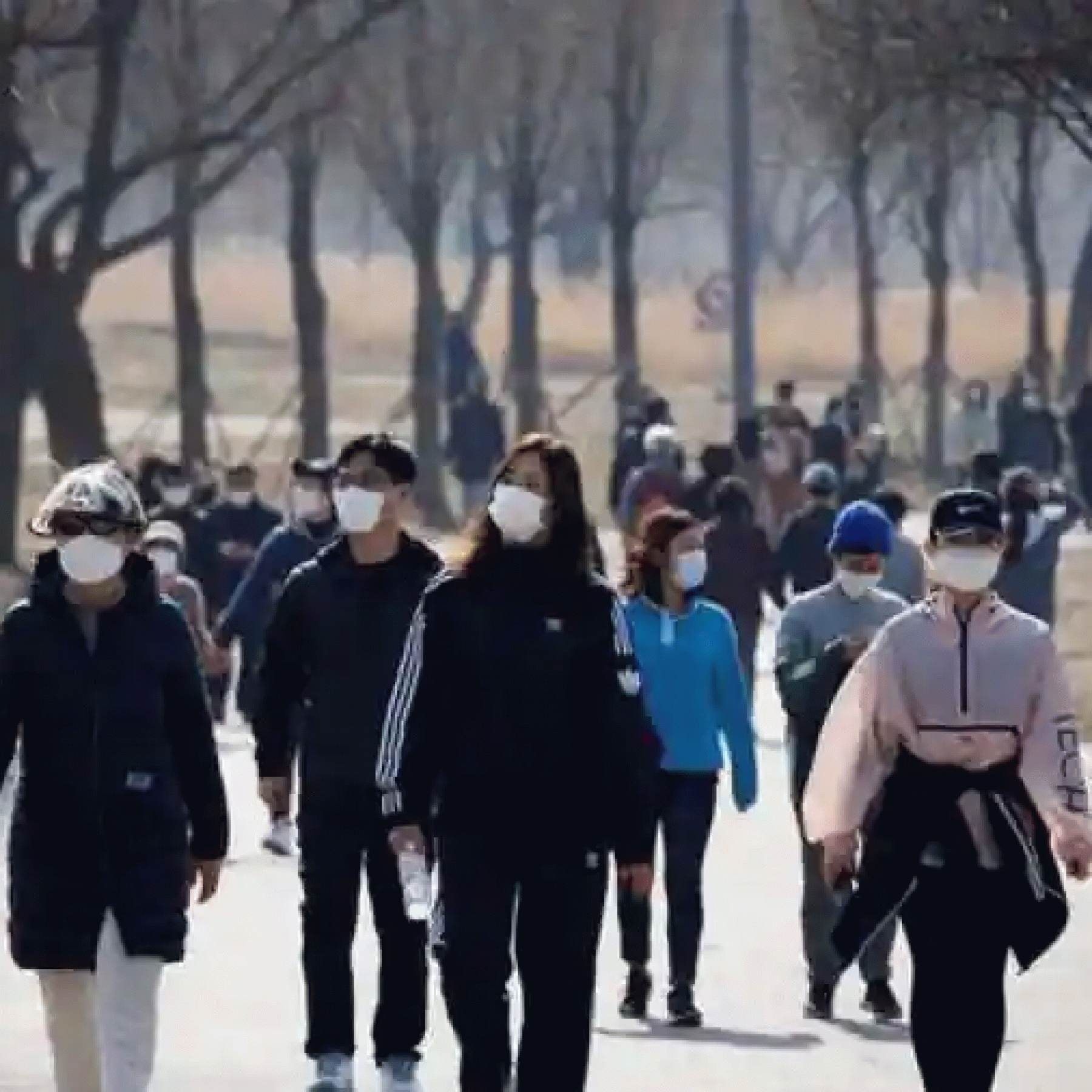 S.Koreas daily COVID-19 cases top 3000 for first time after holiday
