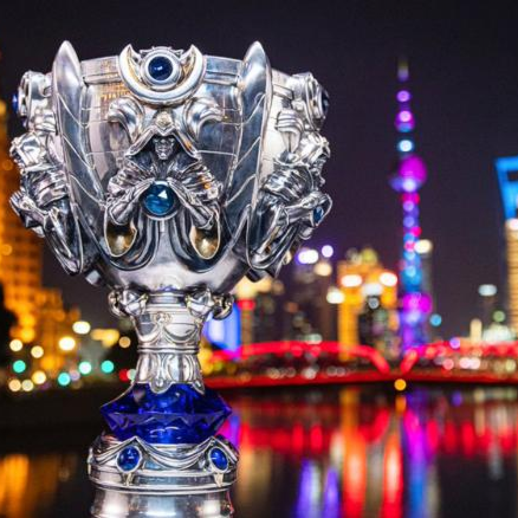 China bans kids from playing online video games during the week