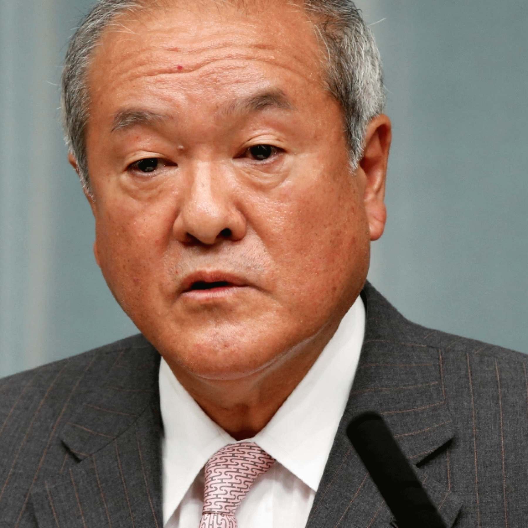 Japan warns of economic fallout from weakening yen