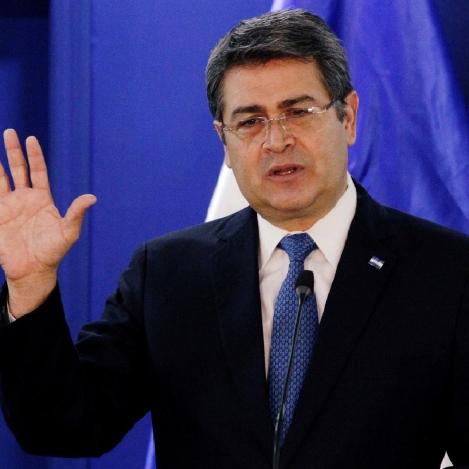 U.S. asks Honduras to arrest extradite ex-President Juan Orlando Hernandez