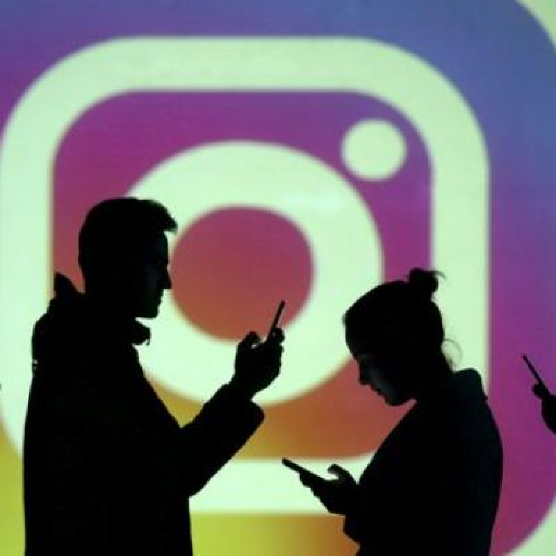 Paid influencers must label posts as ads German court rules