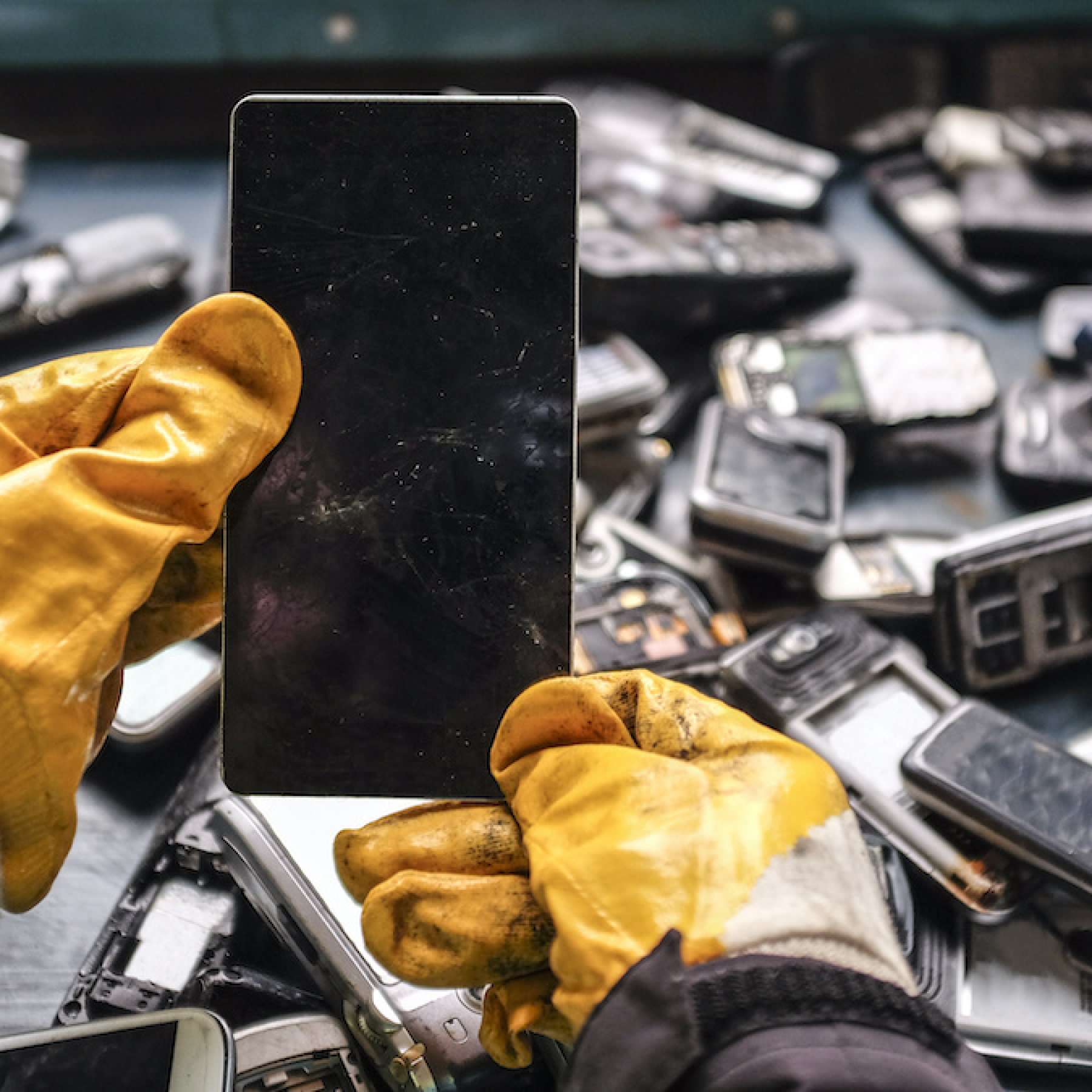 Mine e-waste not the Earth say scientists