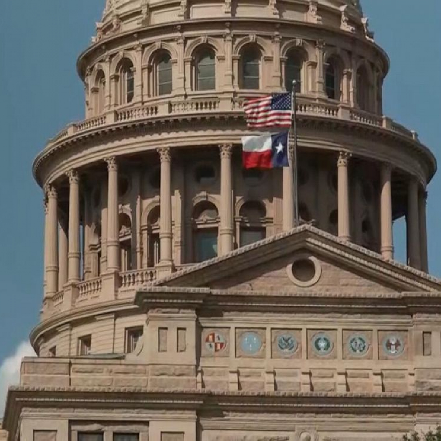 Texas Supreme Court blocks order that resumed abortions