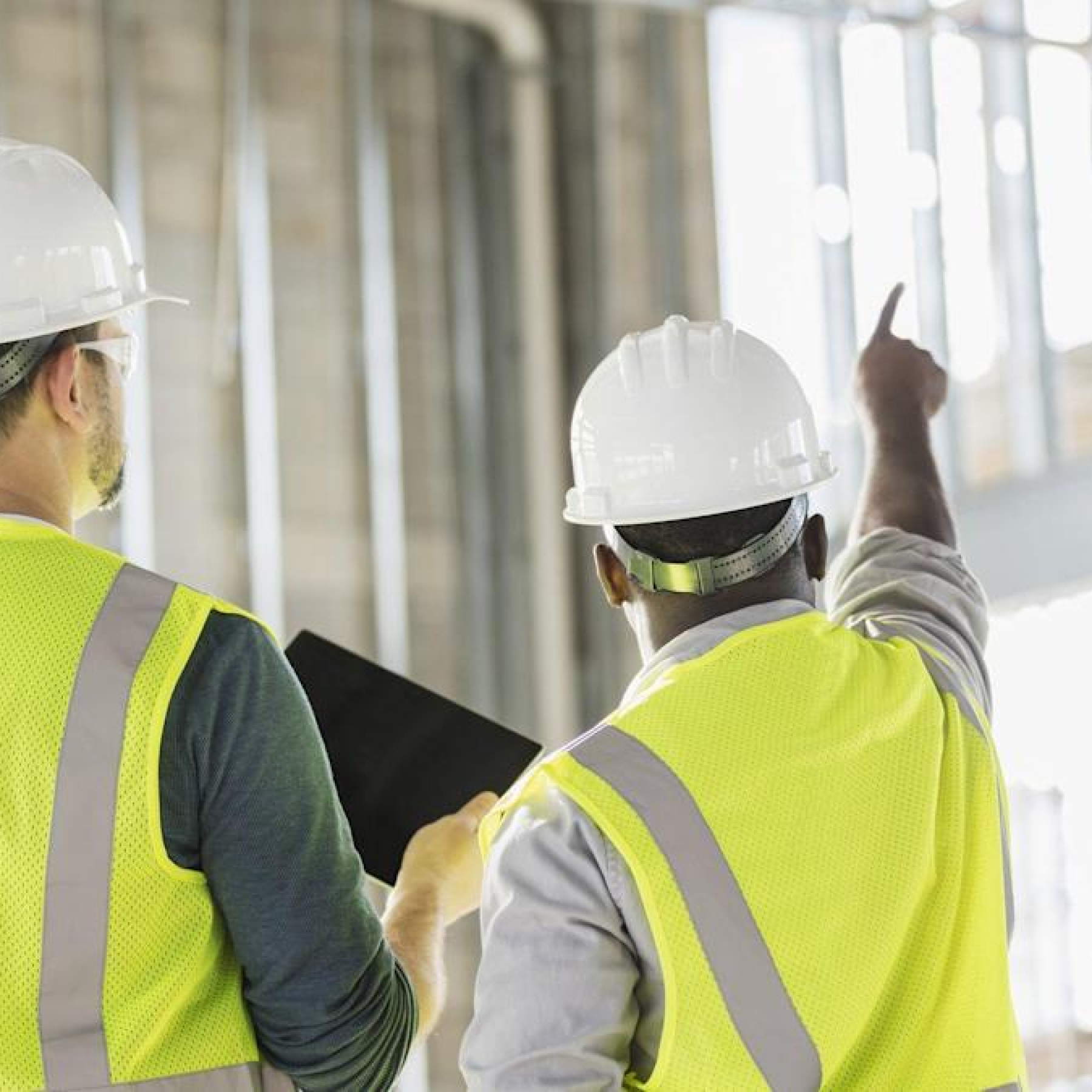 US job creation beats forecasts despite headwinds