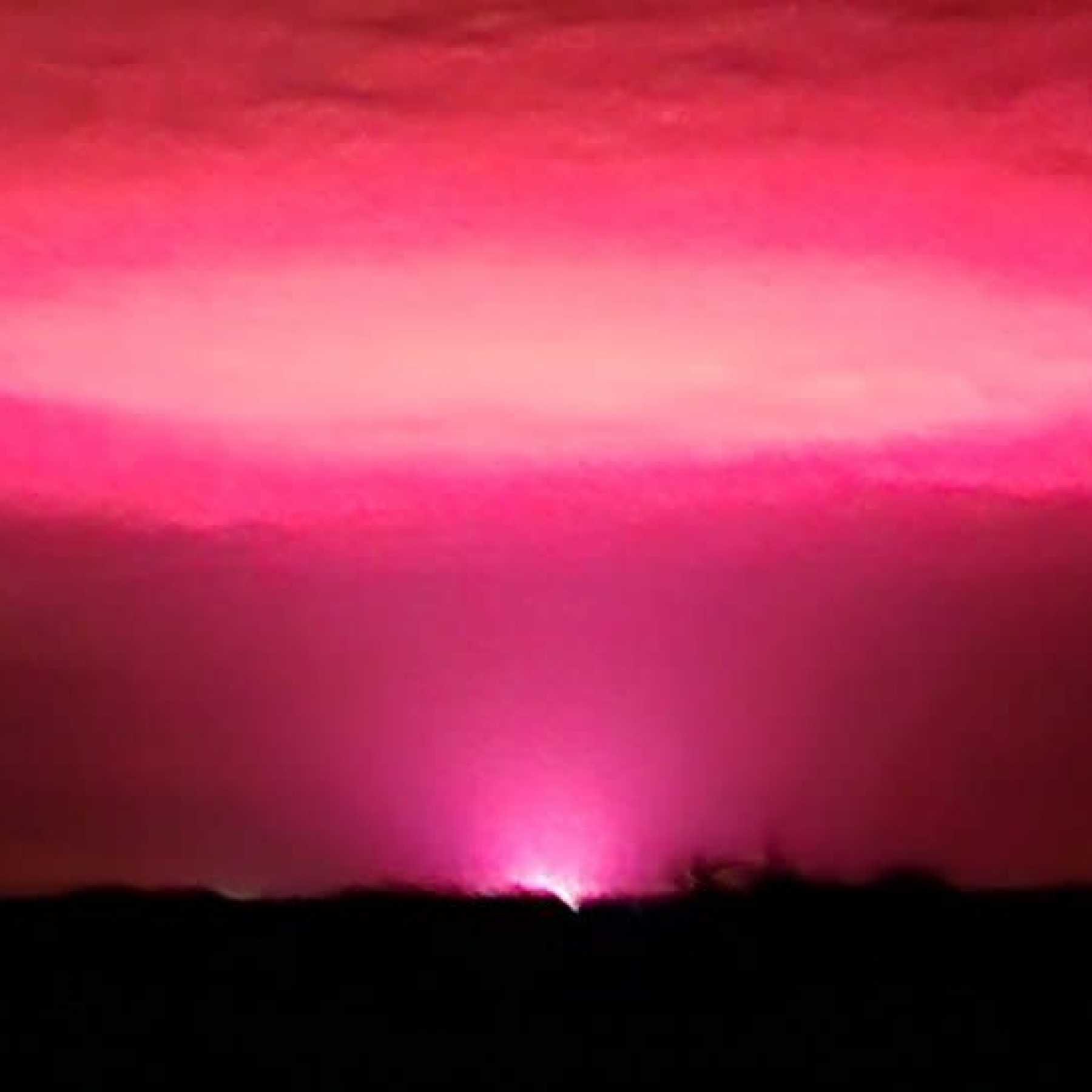 Eerie glow in sky confuses Australian town and outs cannabis farm