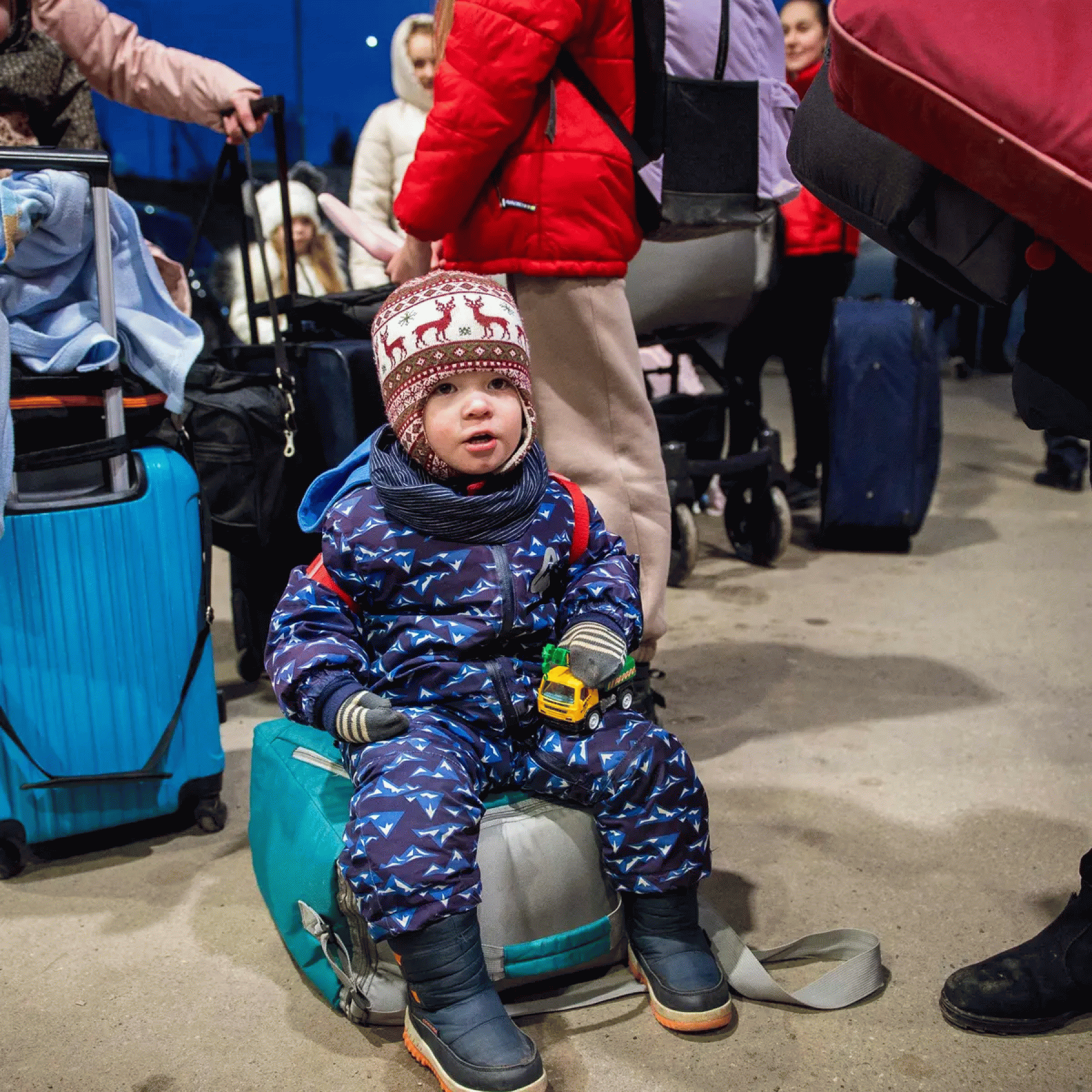 Home for refugees scheme opens as government accused of failing to support Britons offering to host Ukrainians