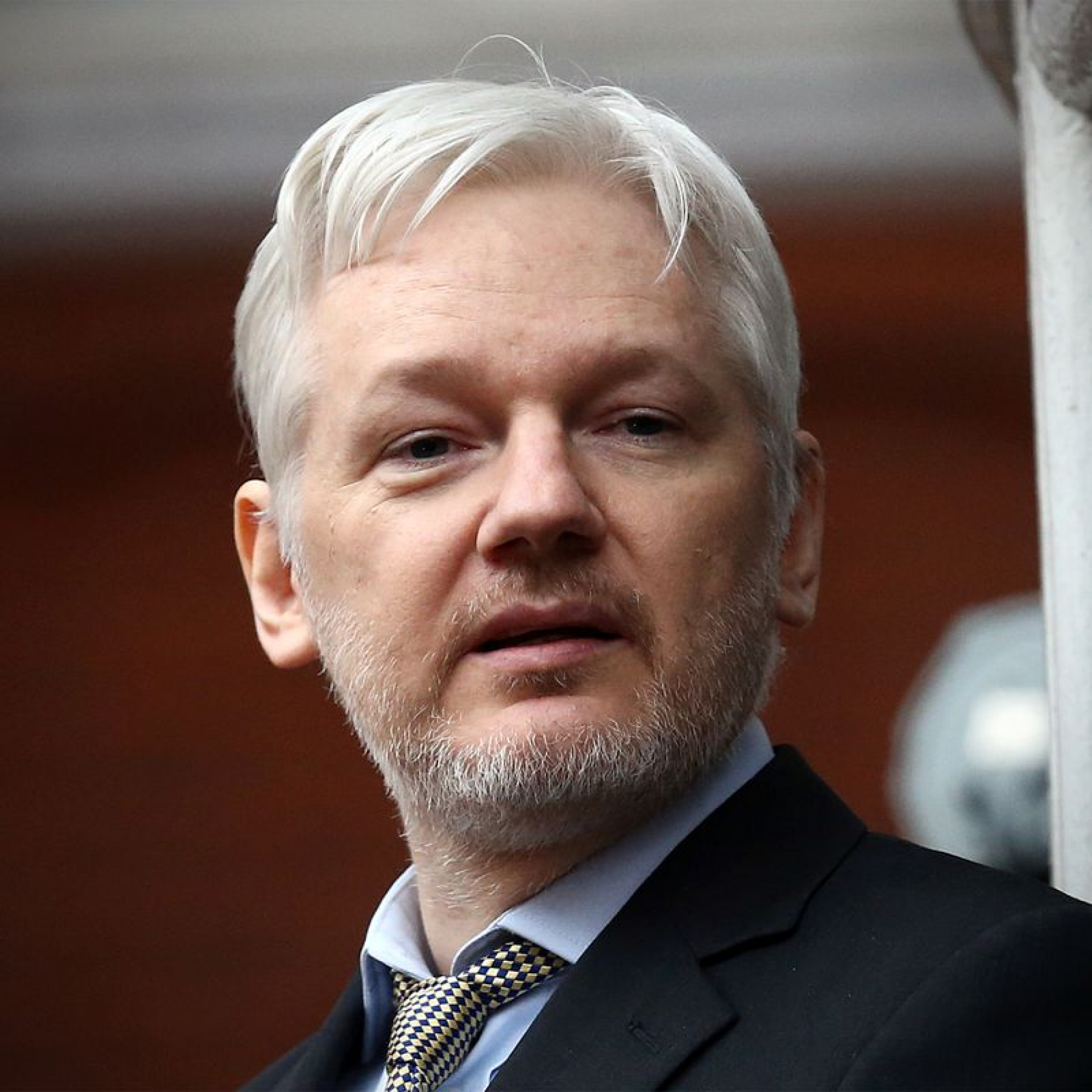 UK government approves Julian Assanges extradition to US Wikileaks says will appeal