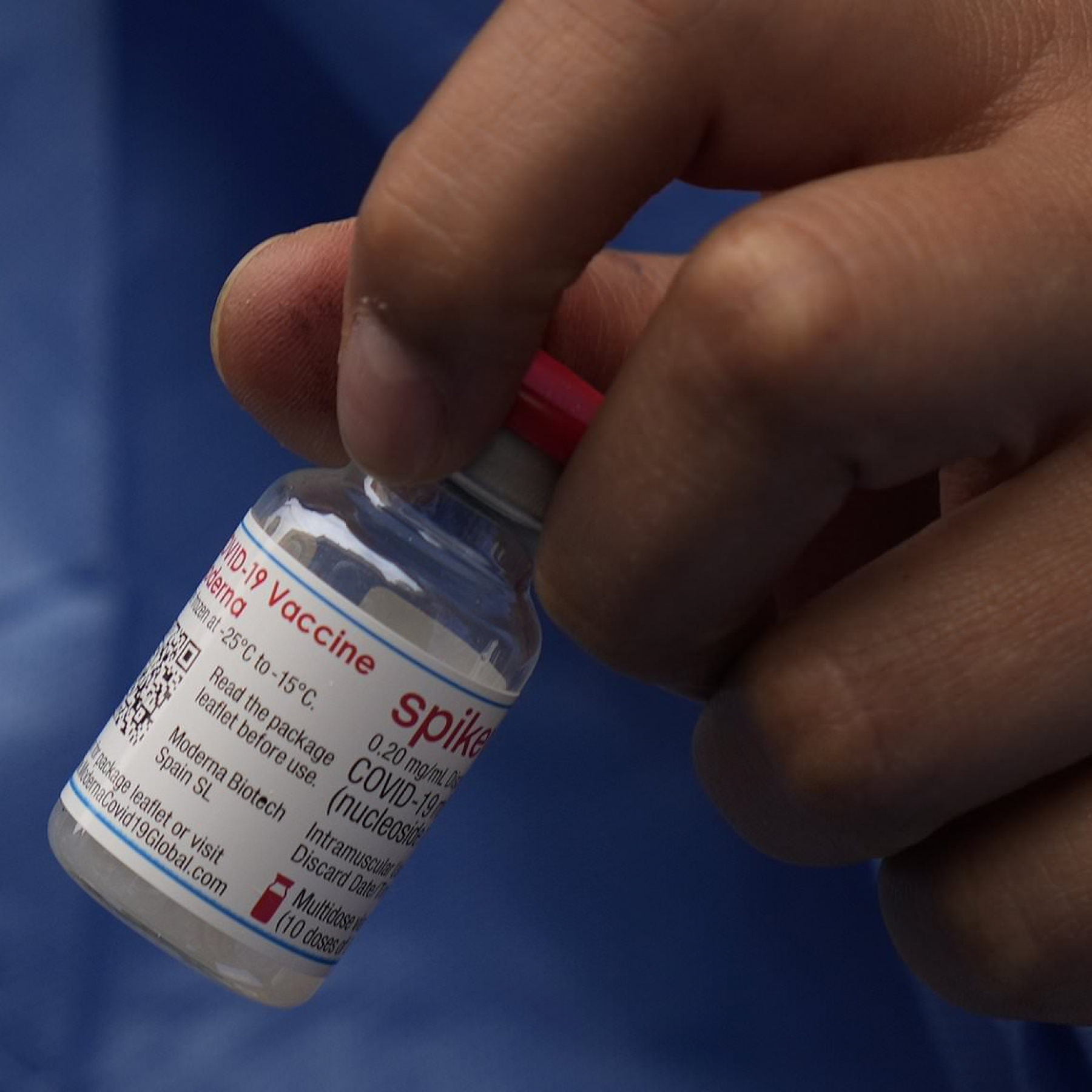 Modernas COVID-19 vaccine receives full FDA approval for Americans aged 18 and older