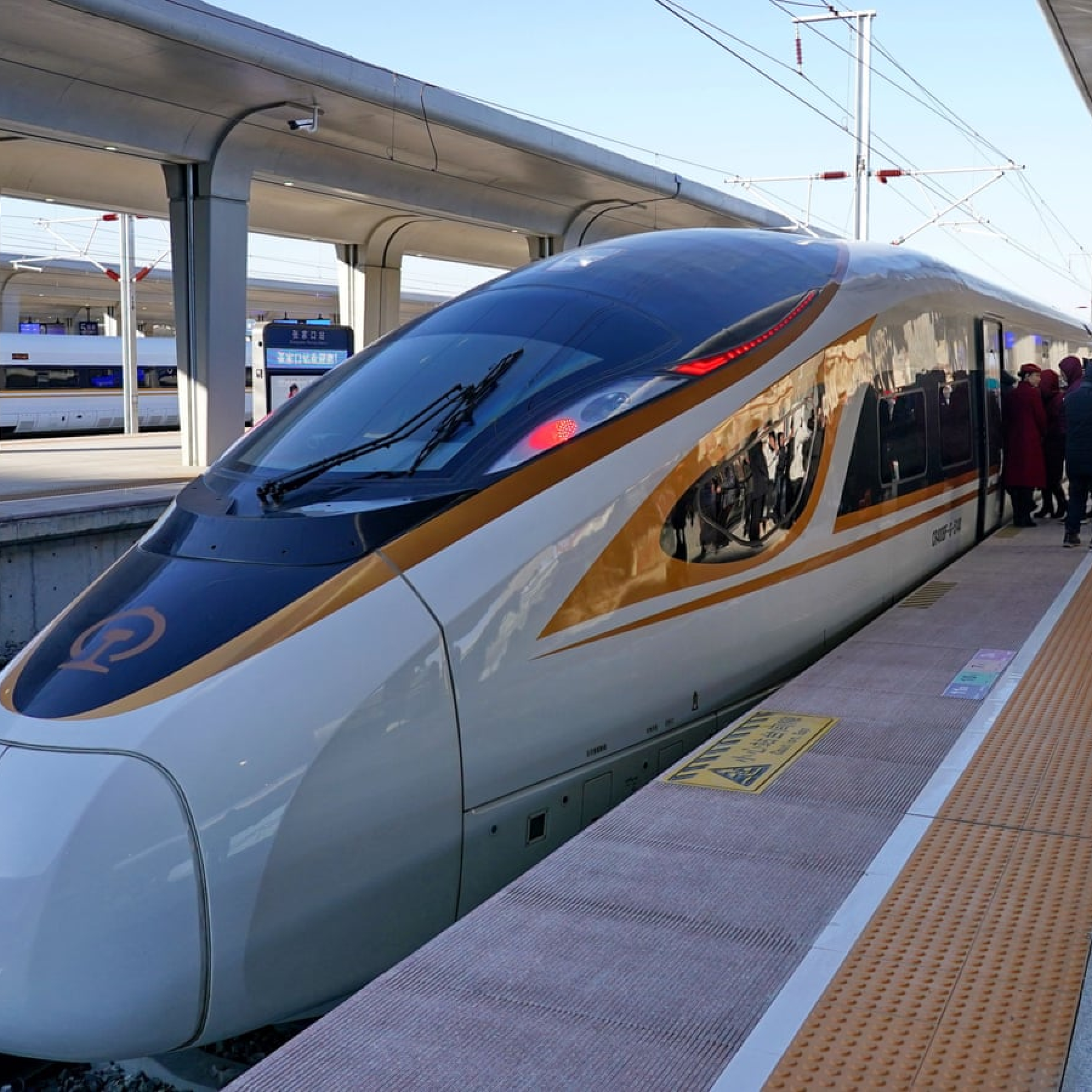 High-speed train designed for Beijing Winter Olympics makes first journey
