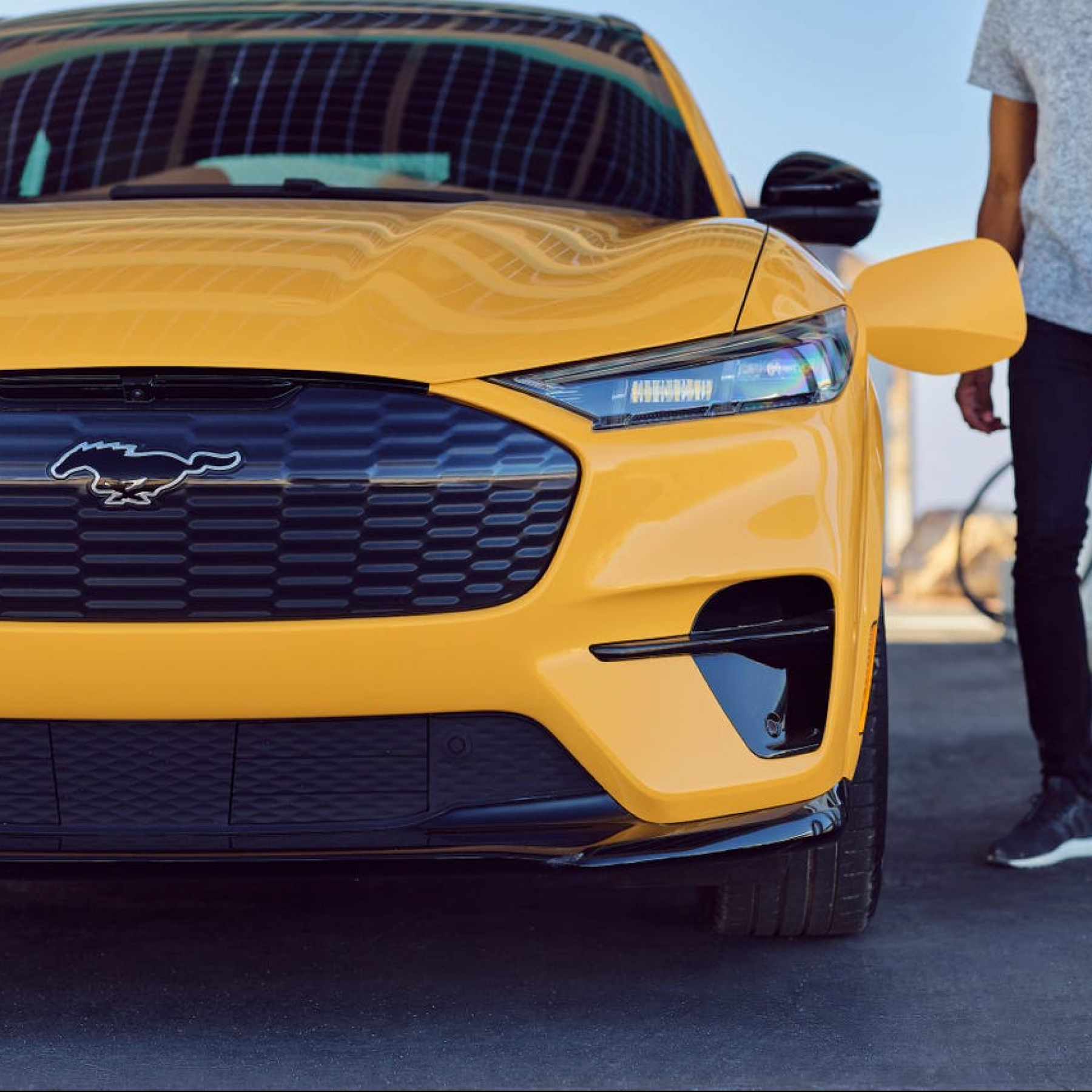 Electric car demand drives Australian wheel company to new highs