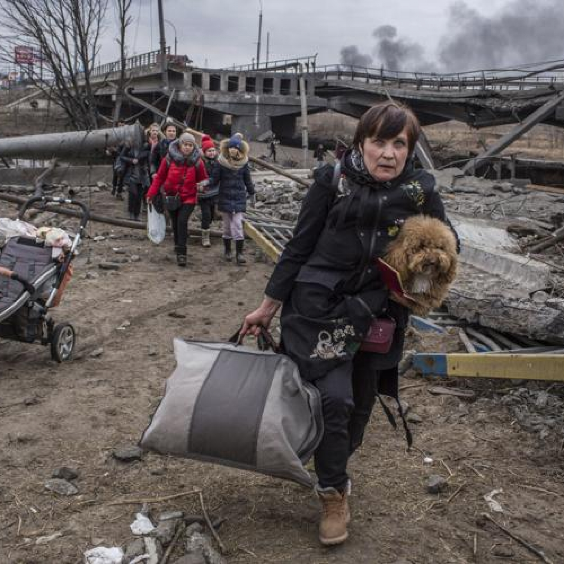Russia sets cease-fire for evacuations amid heavy shelling