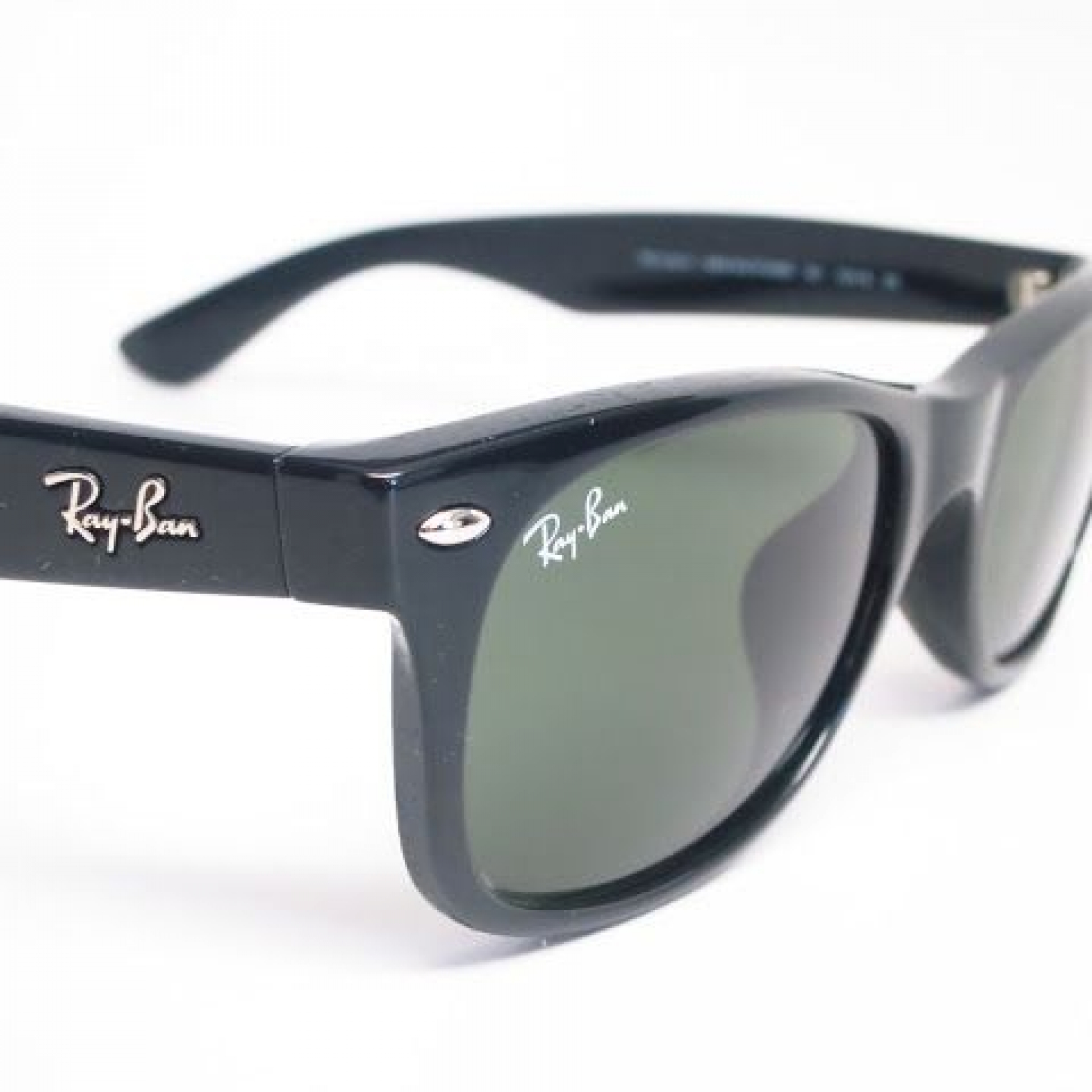 Facebook and Ray-Ban launch range of smart glasses called Ray-Ban Stories