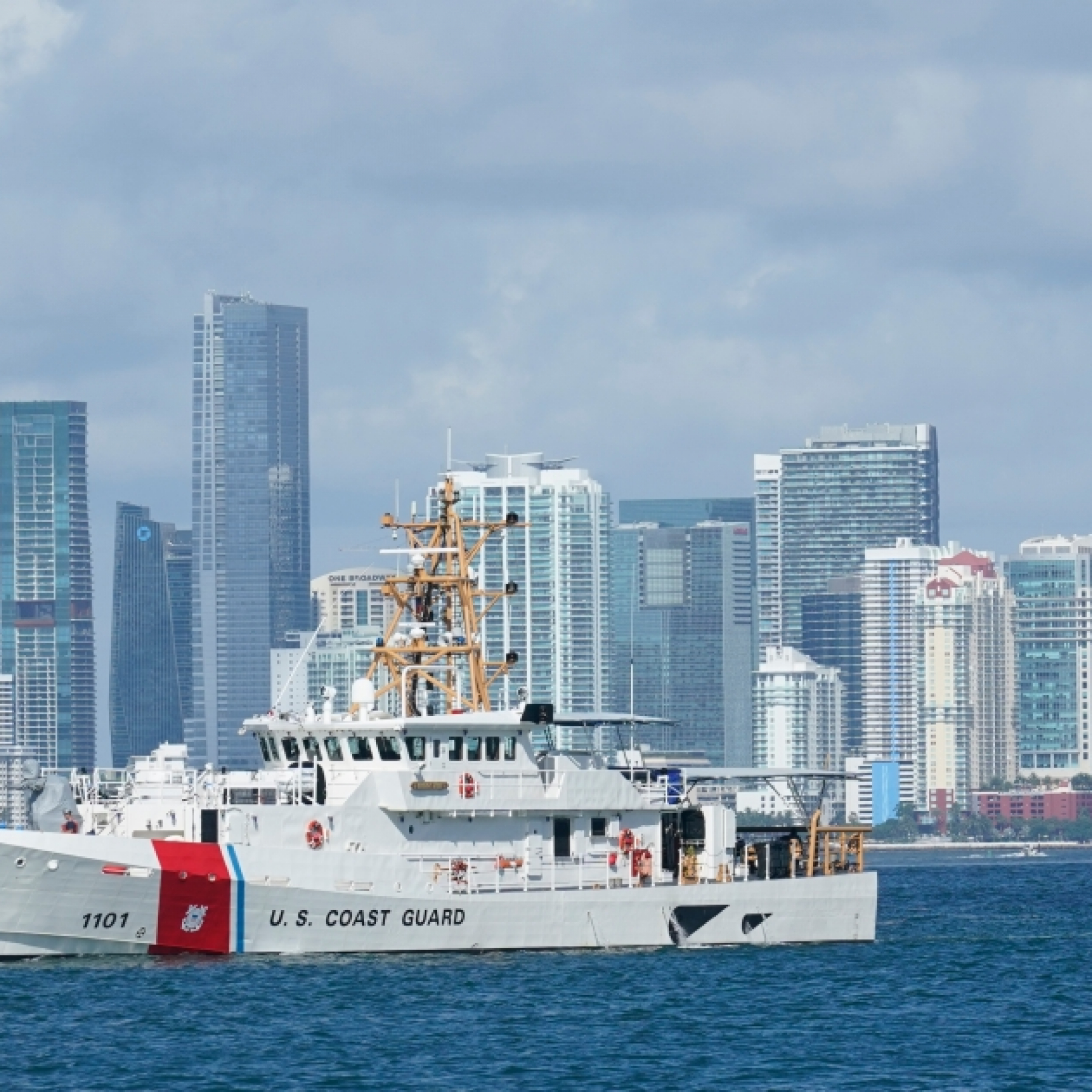 US Coast Guard reports 39 missing from capsized boat off Florida 
