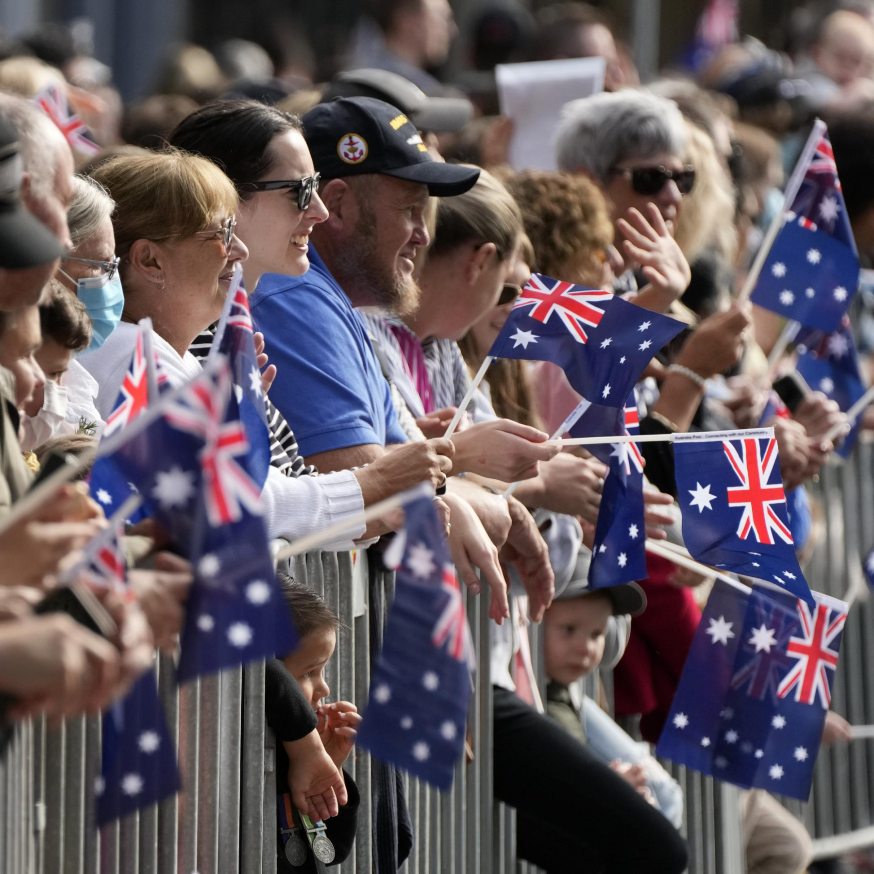Australia commemorates war dead with few COVID restrictions