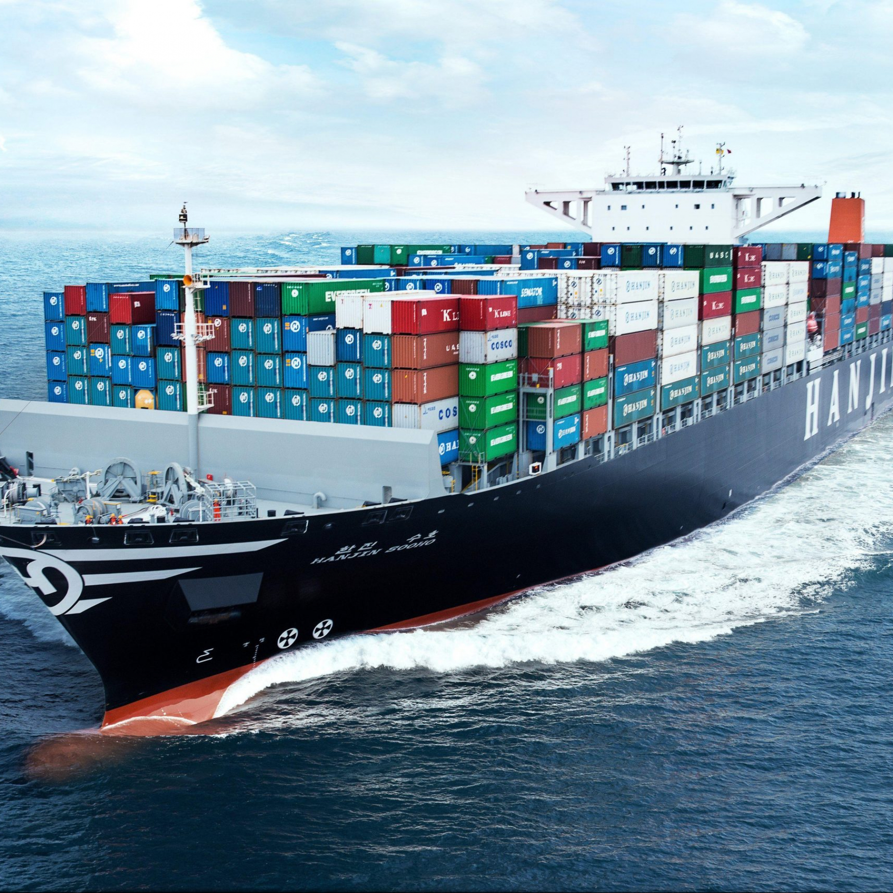 Container ship towed free after running aground off Germany