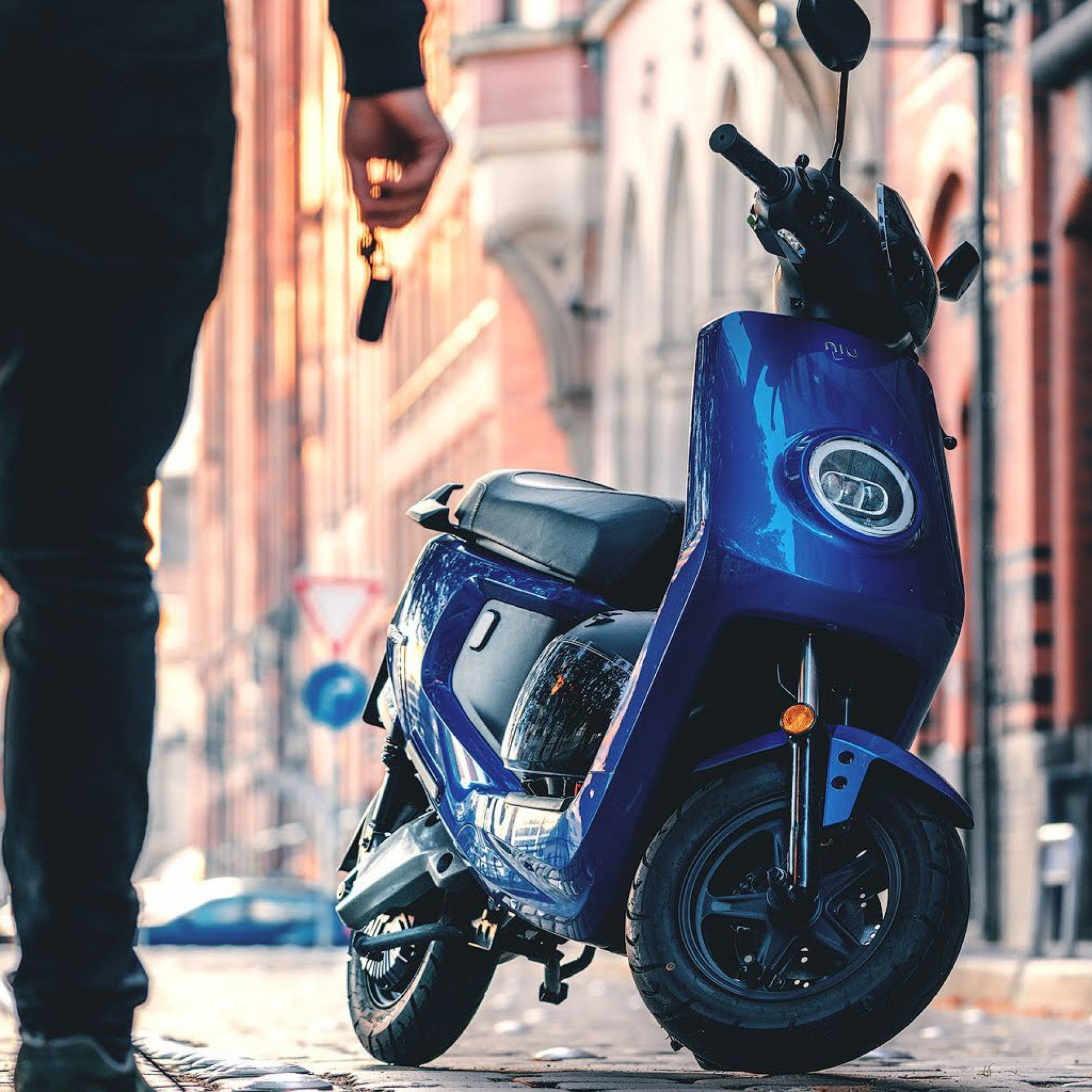 Blind mans bluff: Italian police catch visually-impaired fraudster on scooter