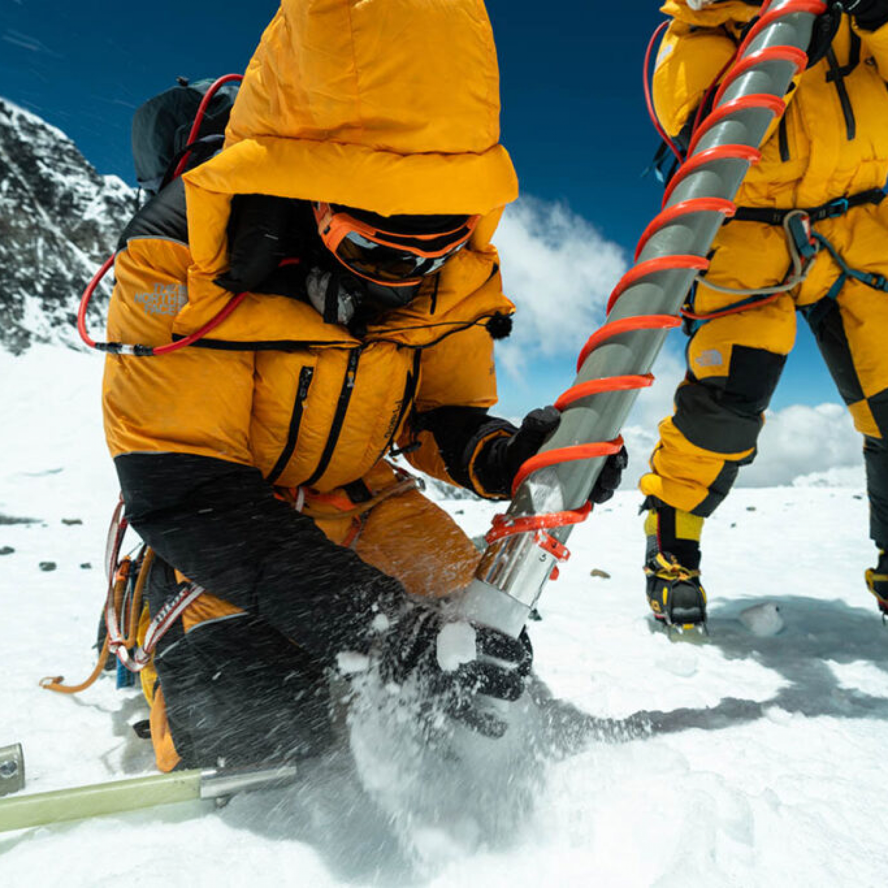 Everest expedition with 6 CCI scientists sets 3 world records