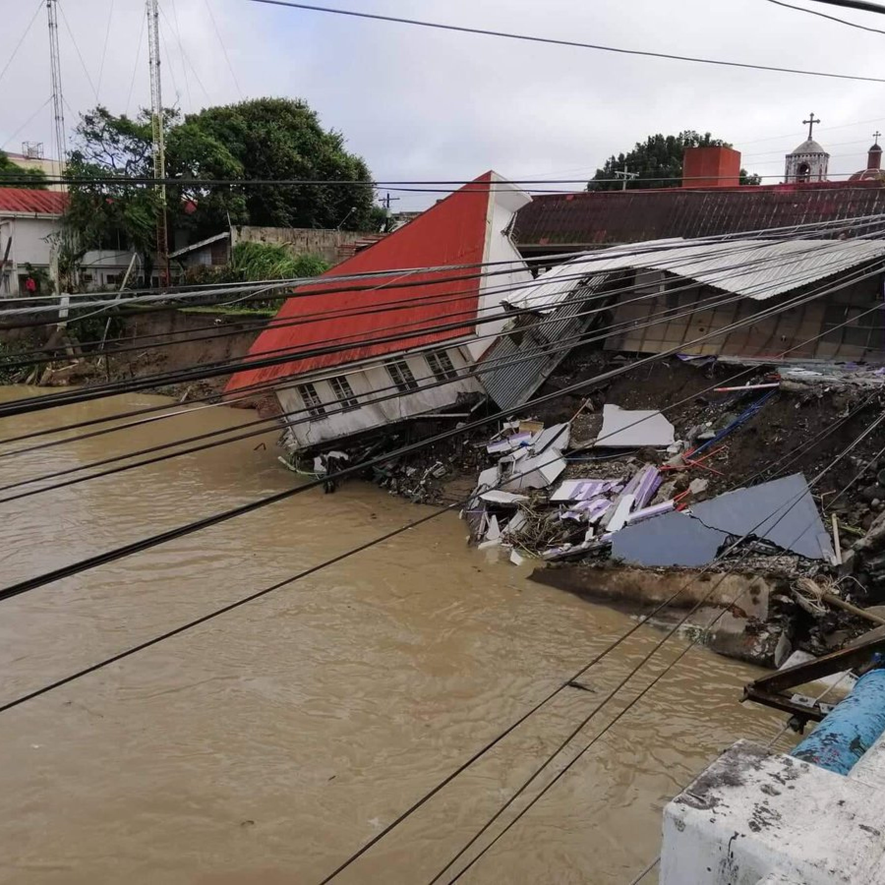 Philippines Landslide Floods Death Count Rises To 115