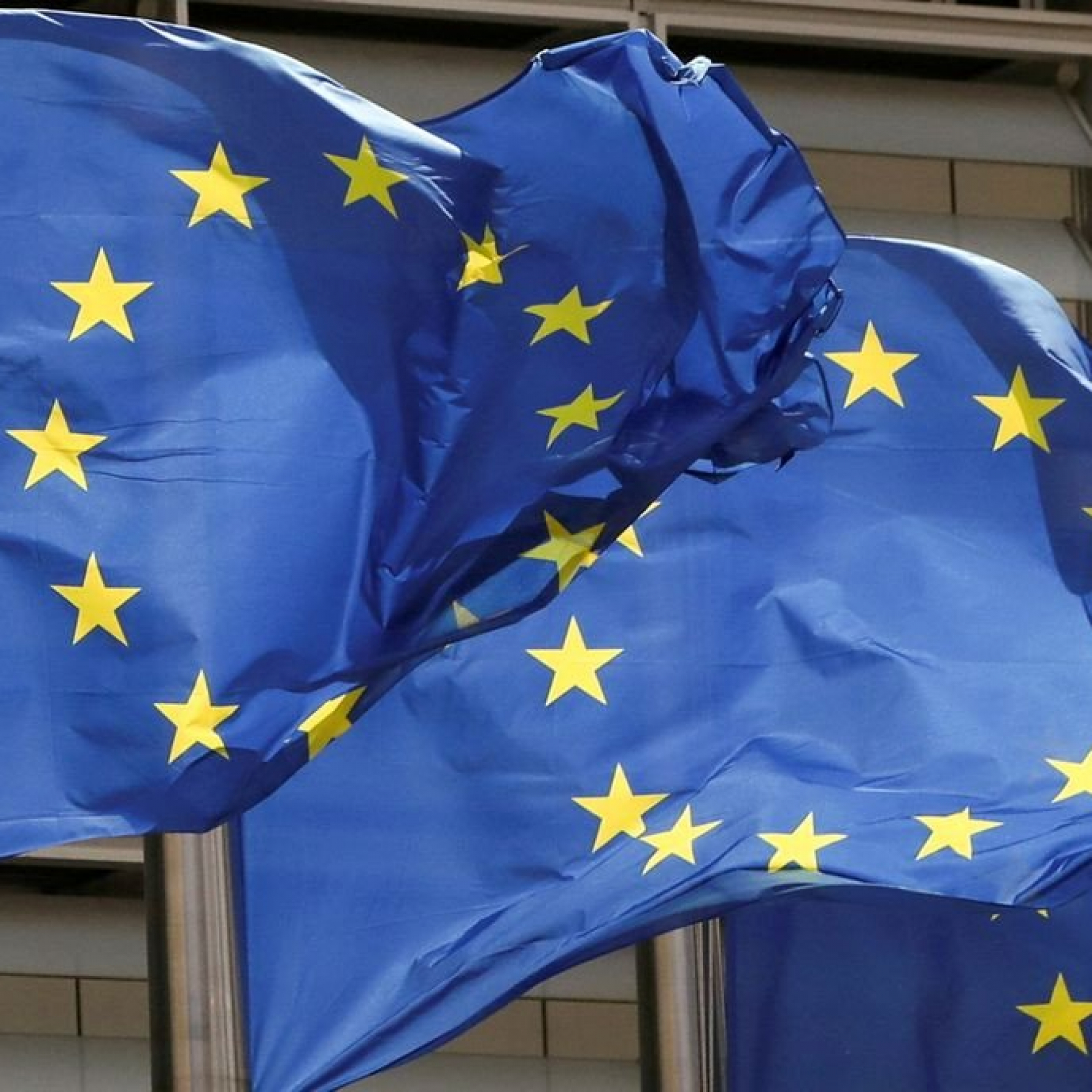 EU lawmakers agree on rules to target big tech- FT