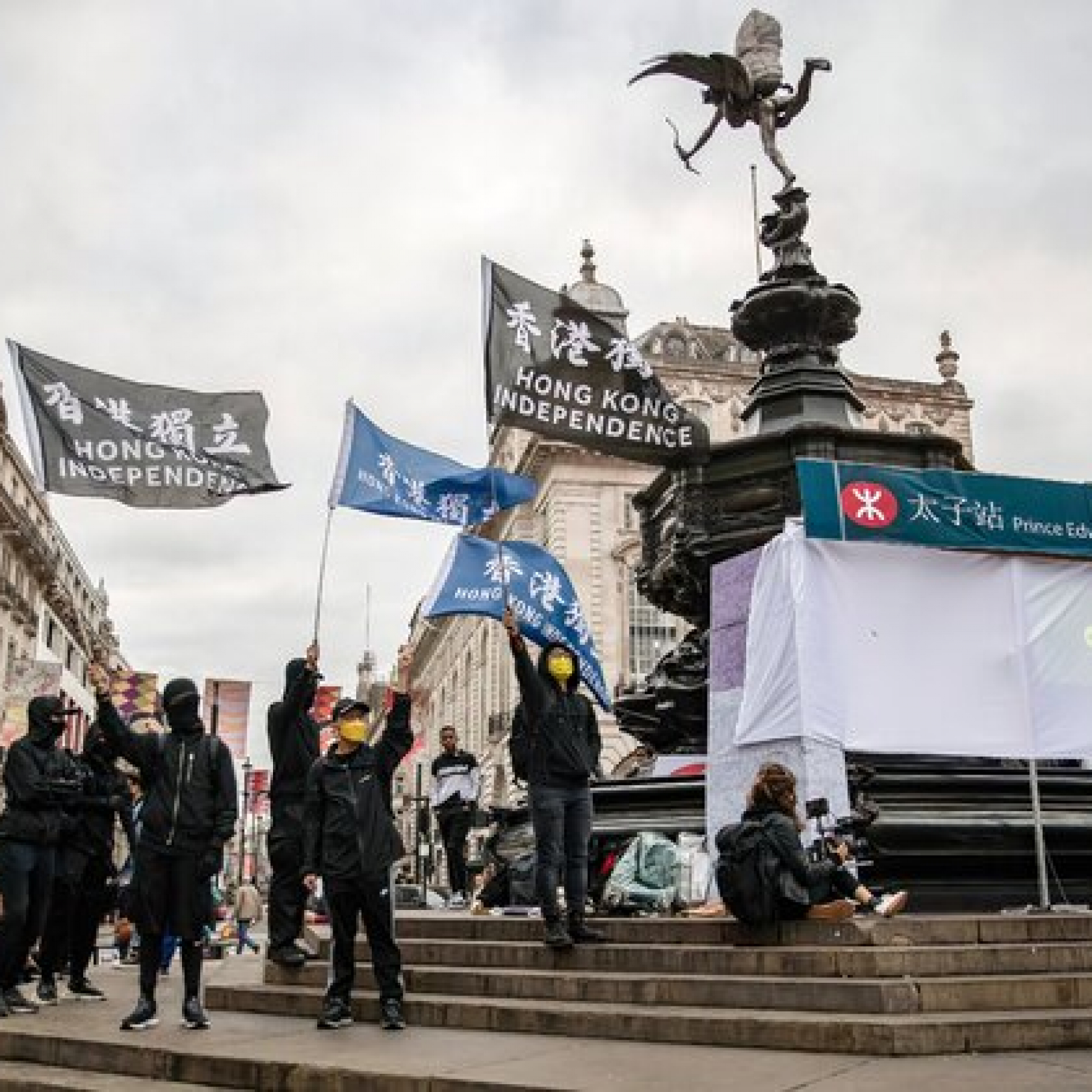 Hong Kong Emigres Struggle to Transition in the U.K.