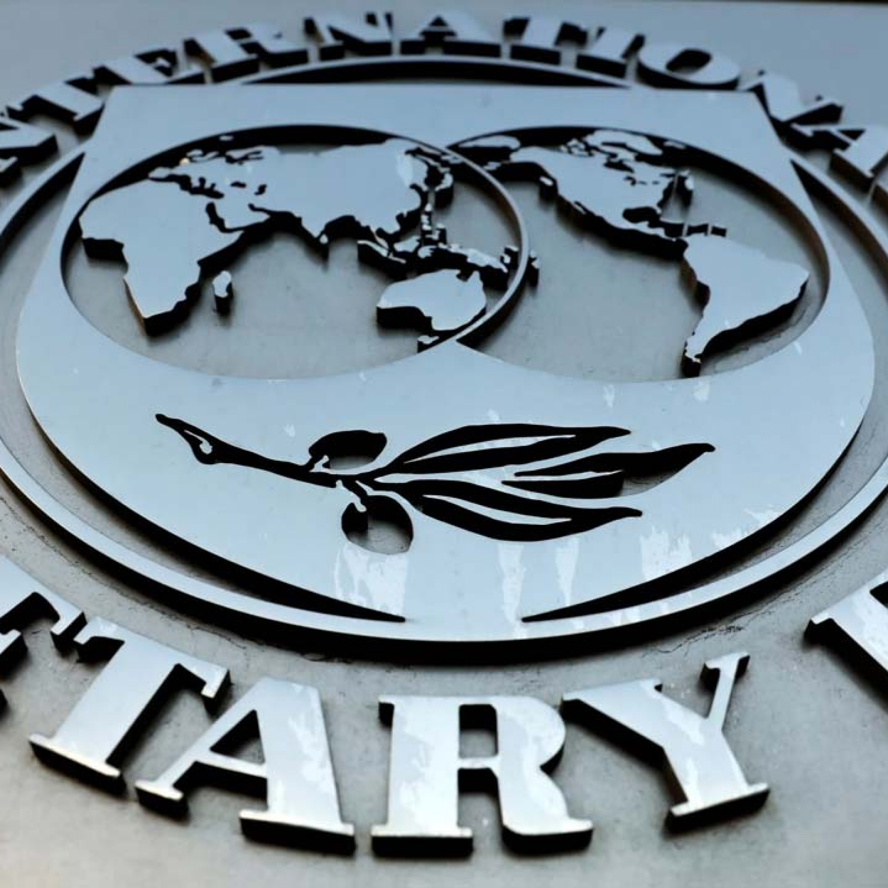Recovery disrupted: IMF cuts global economic growth forecast