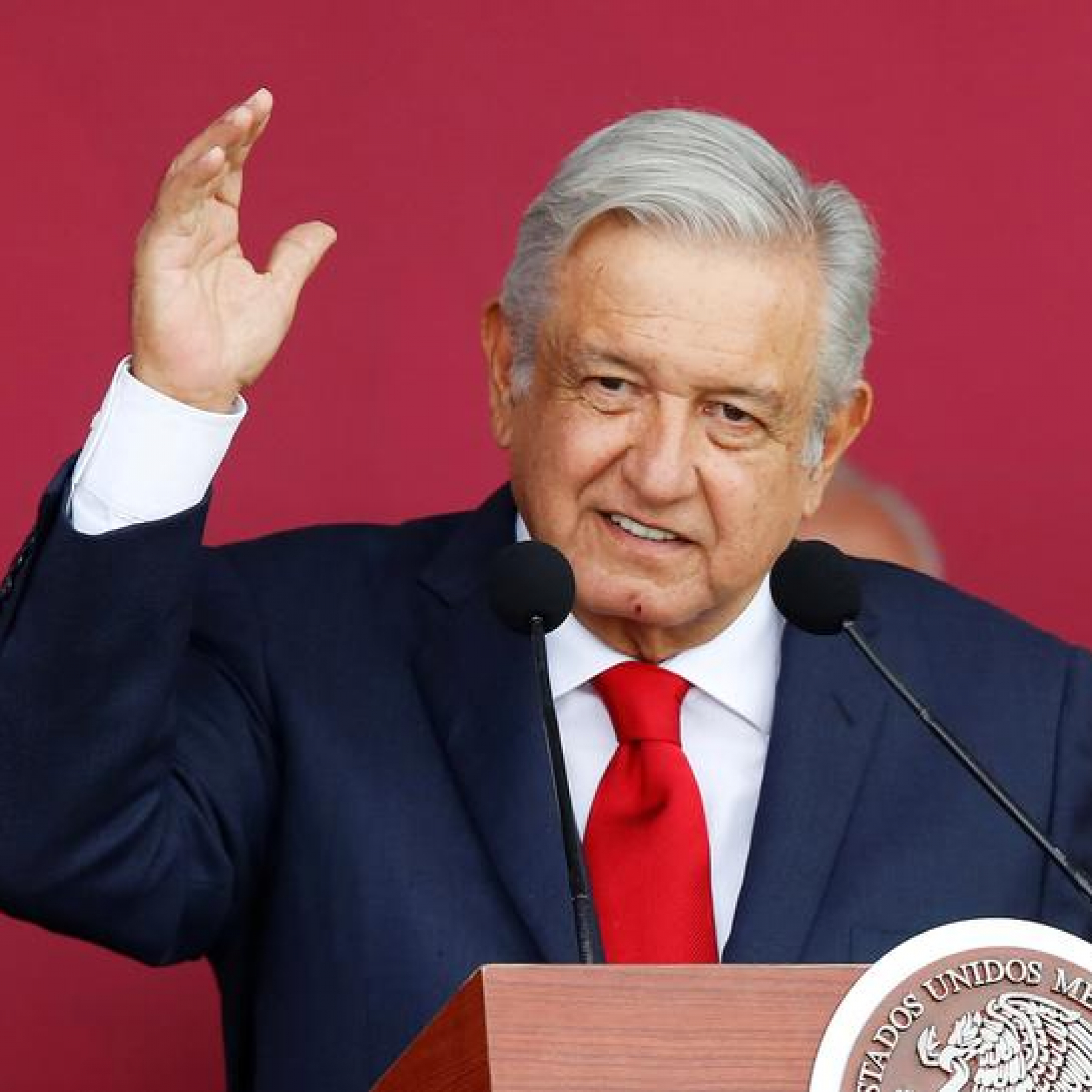 Mexicos Lopez Obrador inaugurates new international airport