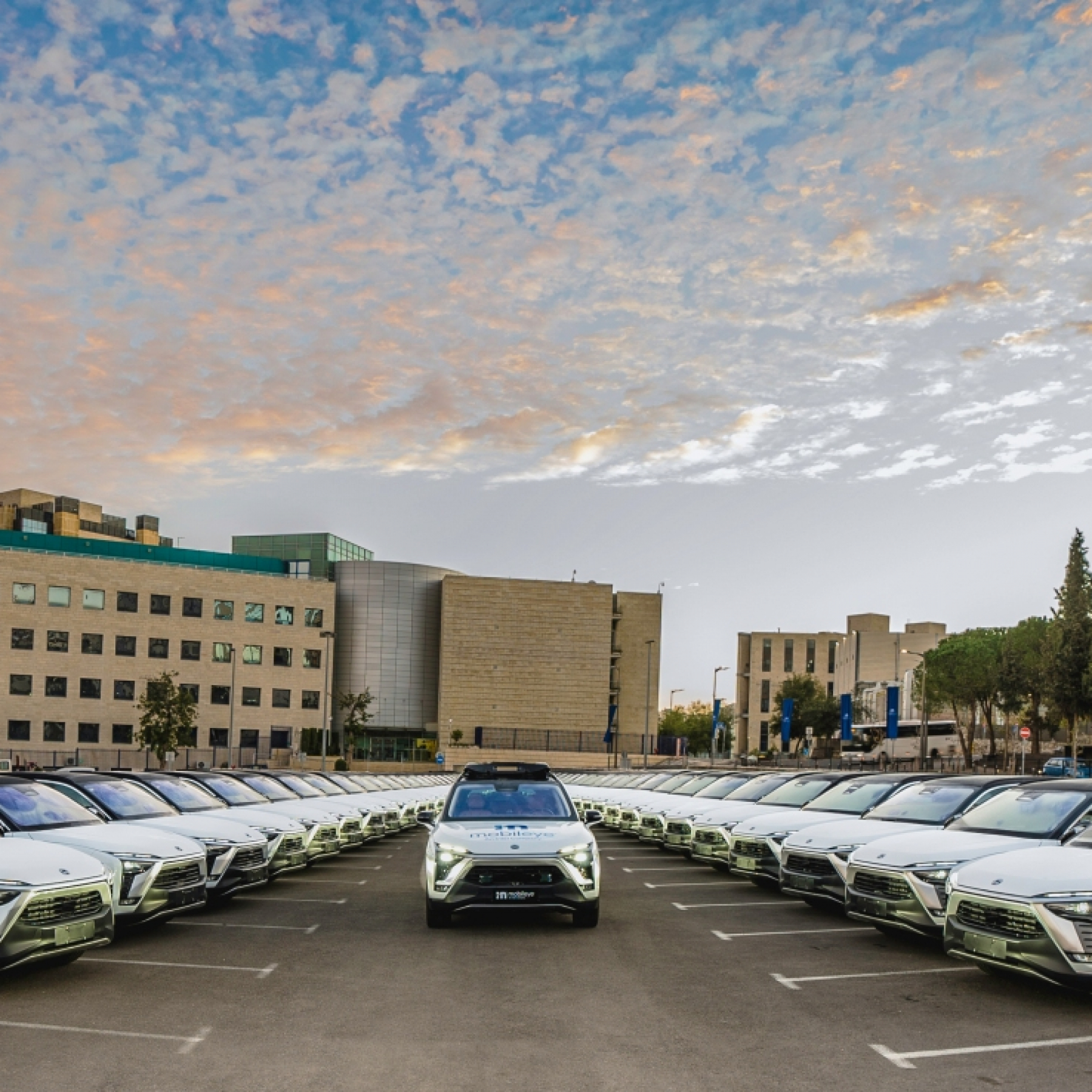 Intel to take Mobileye public next year