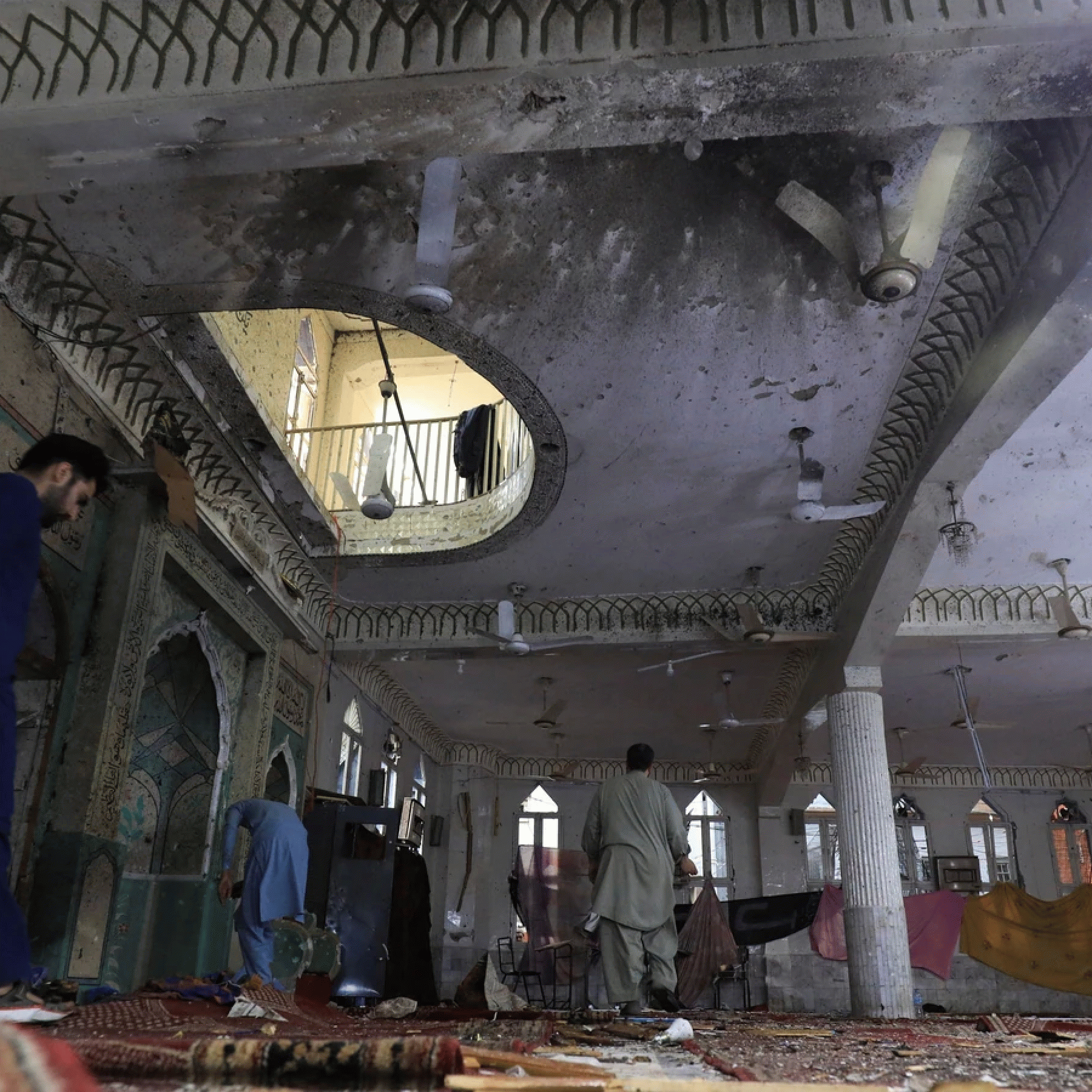 Islamic State claims responsibility for Shia mosque attack in Pakistan