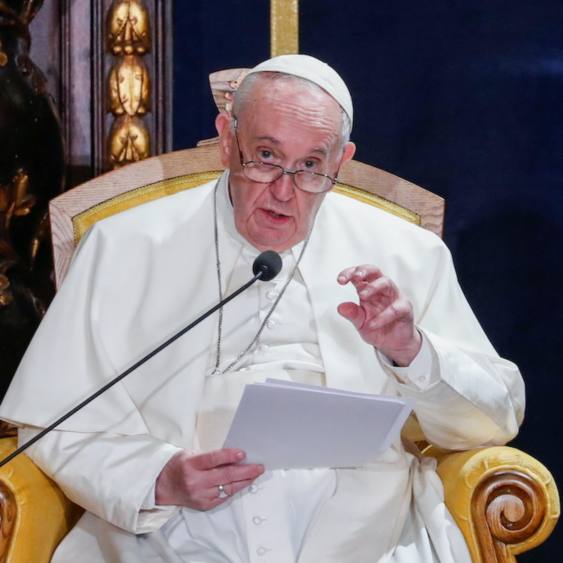 Pope Francis to visit Lebanon in June during economic crisis