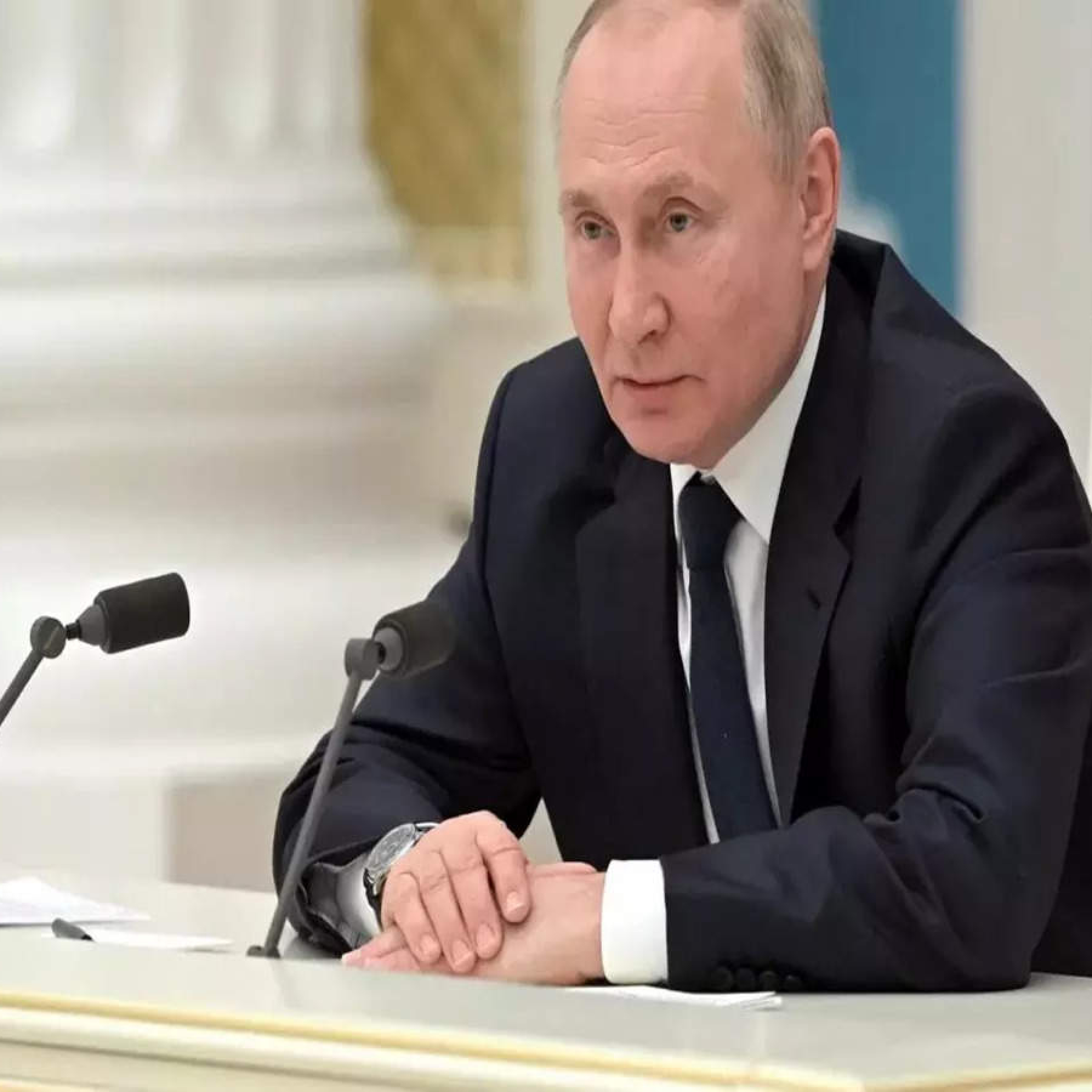 Putin puts Russias nuclear forces on alert cites sanctions