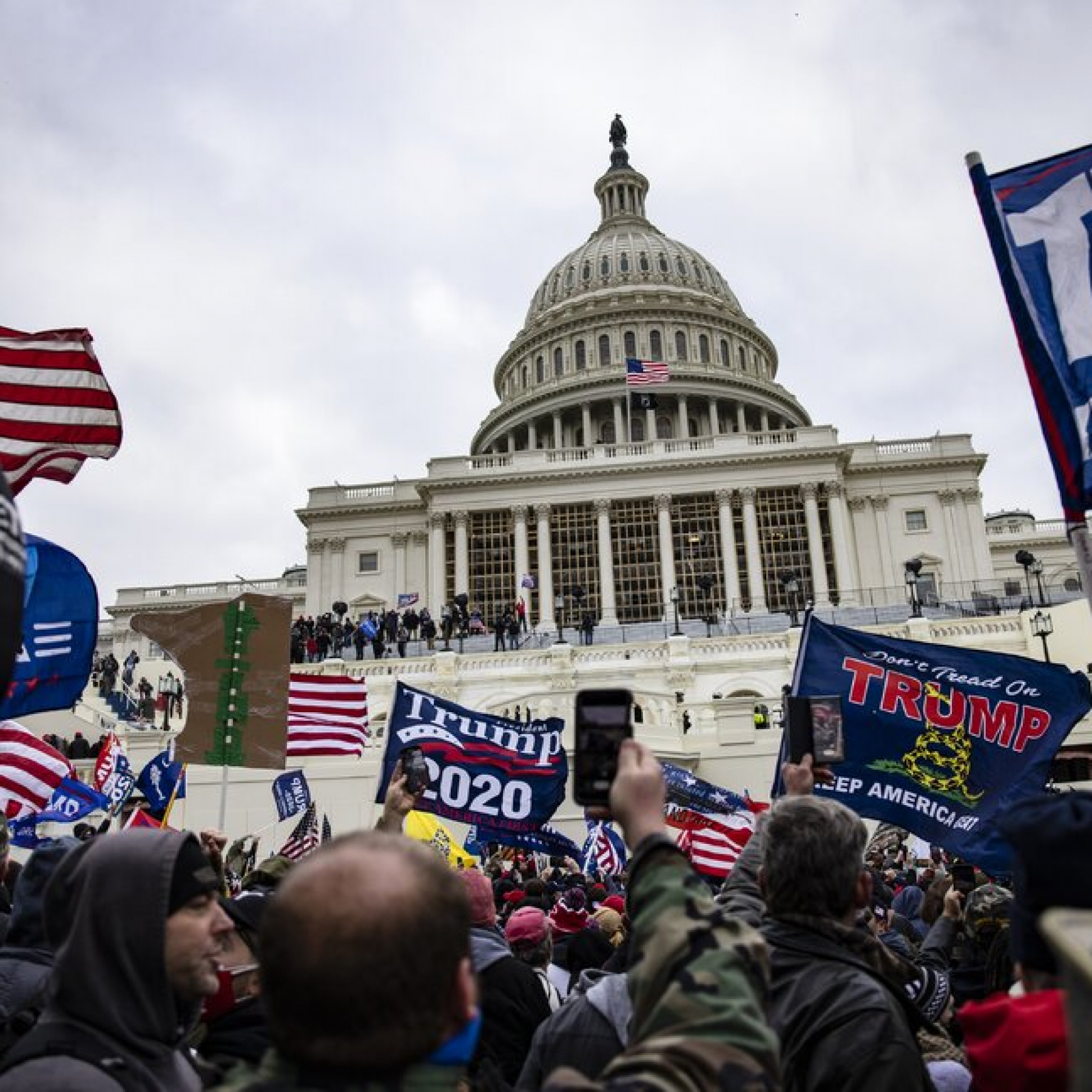 Questions Over Witnesses Presidential Privilege Preoccupy Jan. 6 Committee