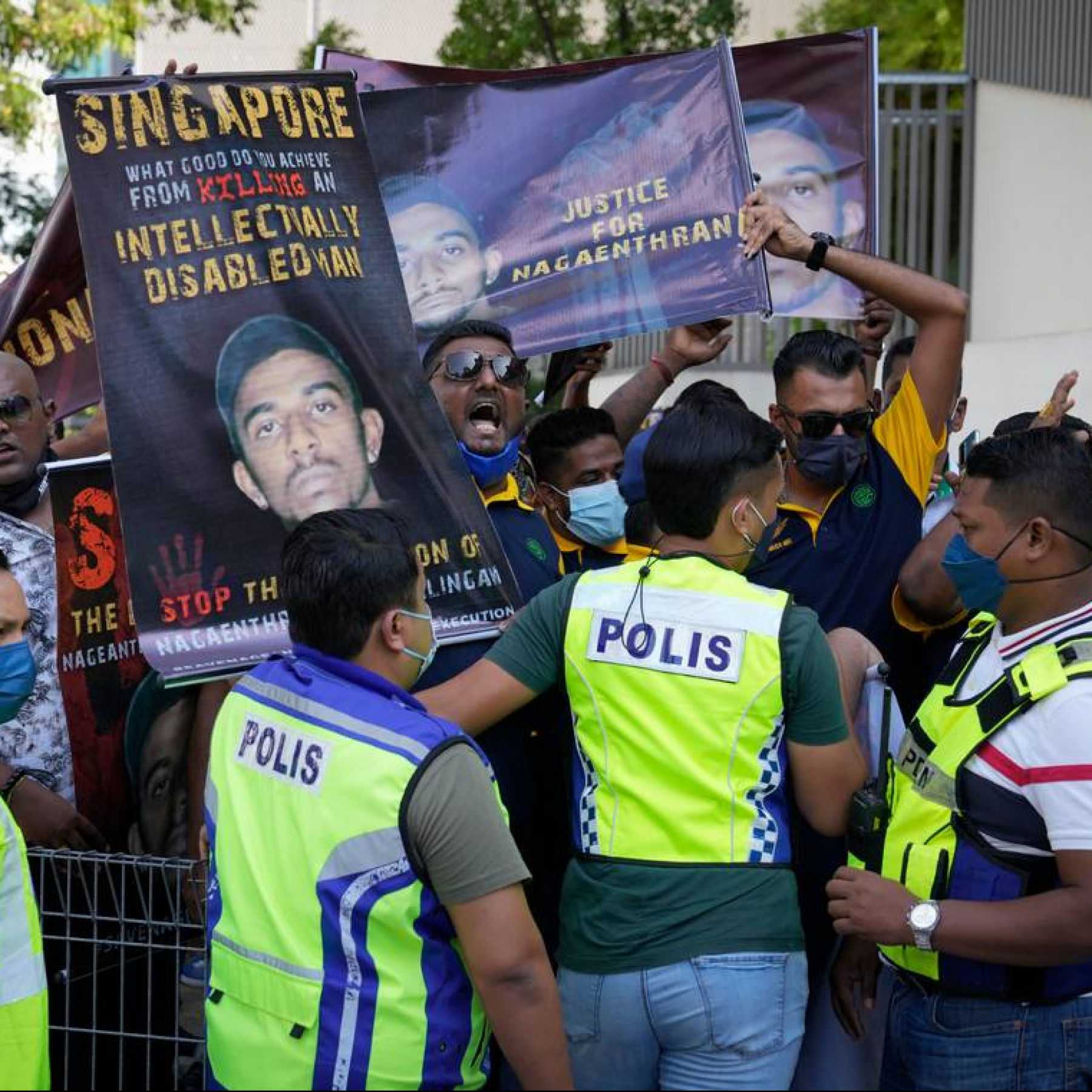 Singapore Executes Malaysian Despite Pleas He Was Disabled