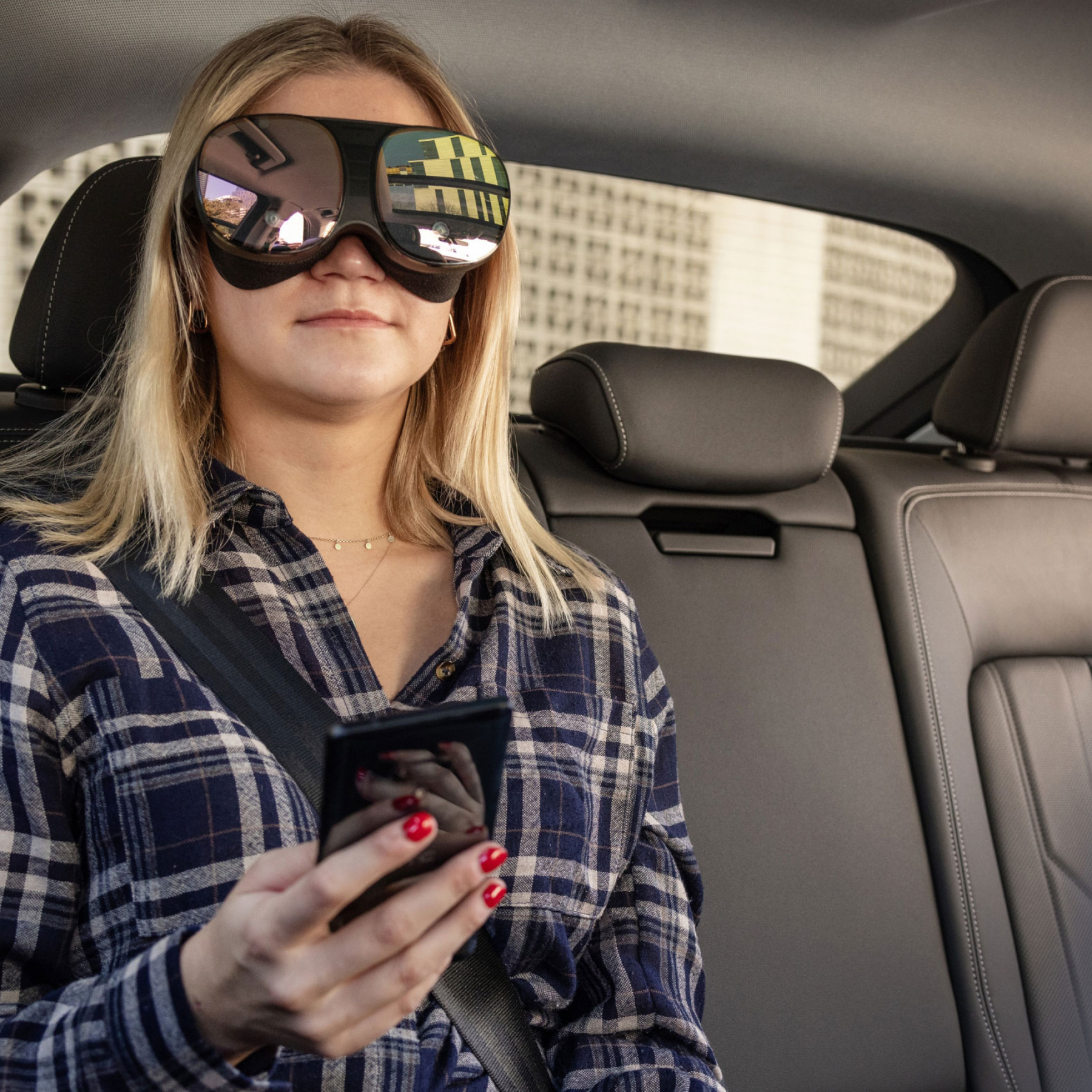 VR headsets are headed to your cars backseat