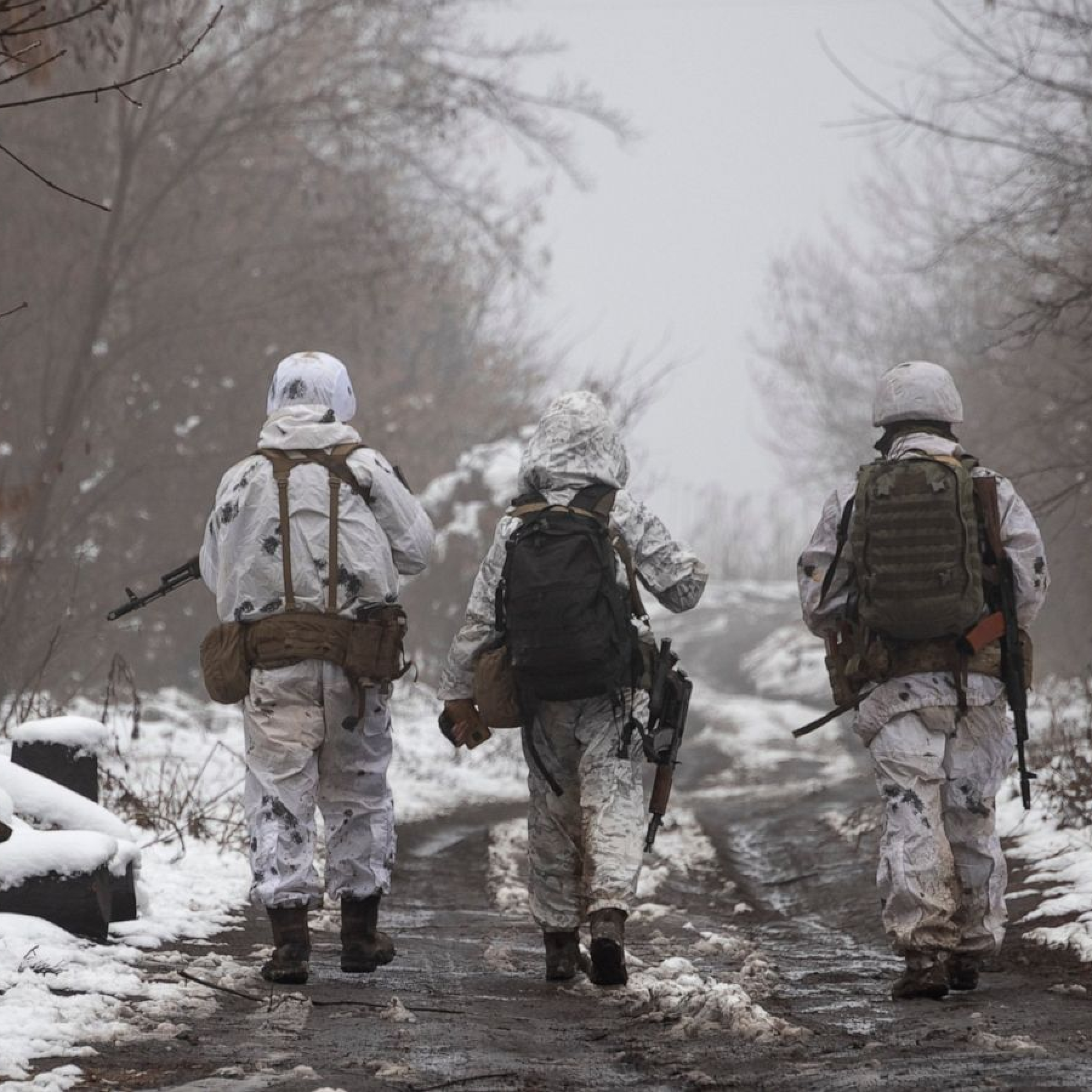 Russia warns Kyiv against use of force in rebel regions