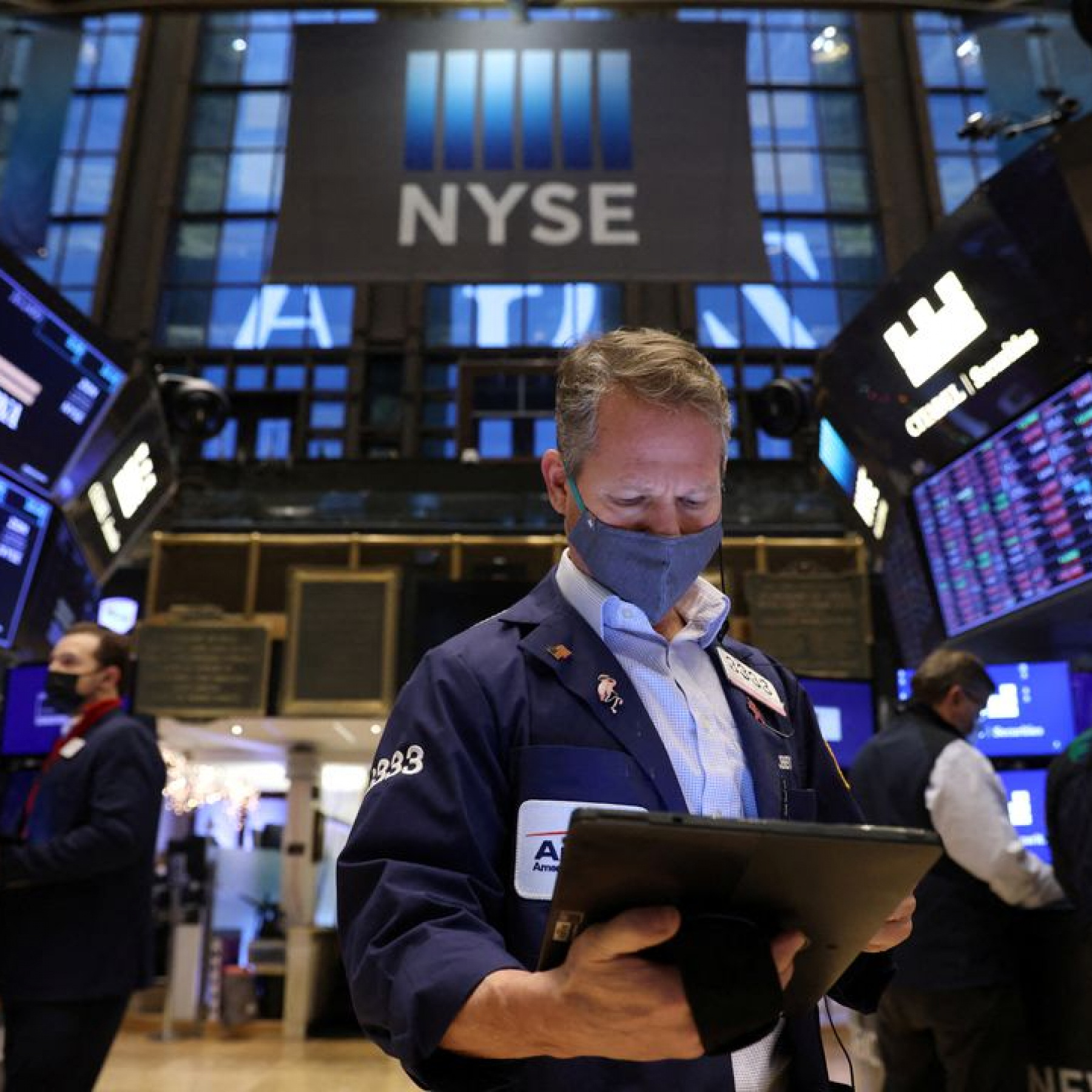 Brace for a $600 billion Chinese escape from New York