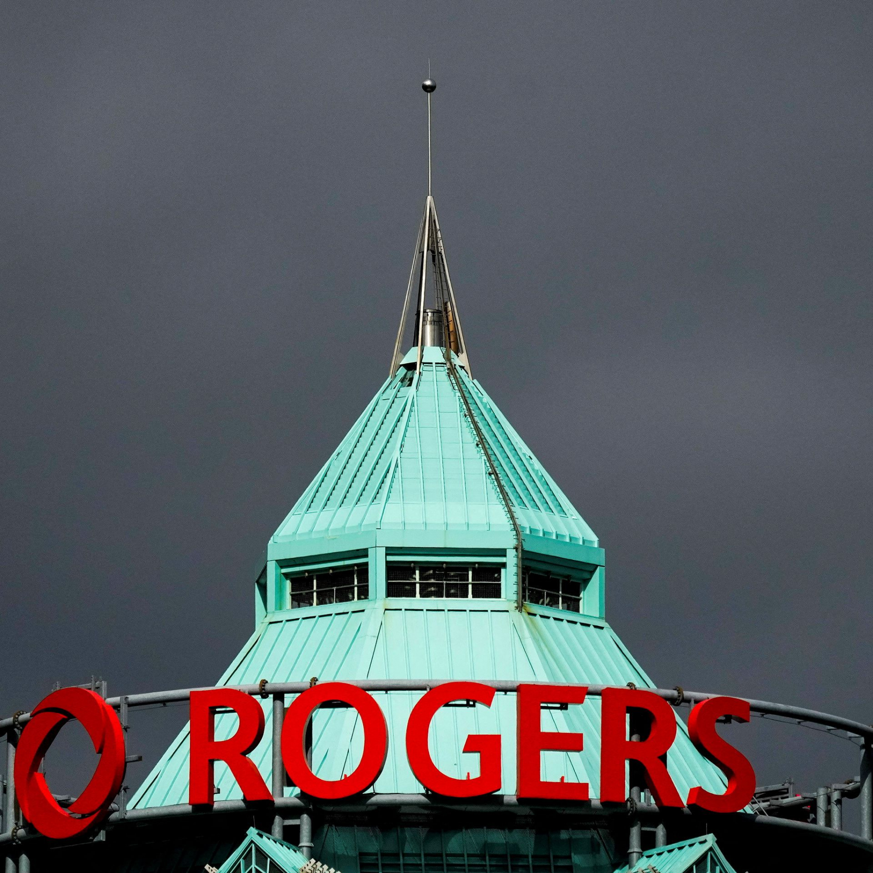 Millions hit by major network outage in Canada banking transport affected