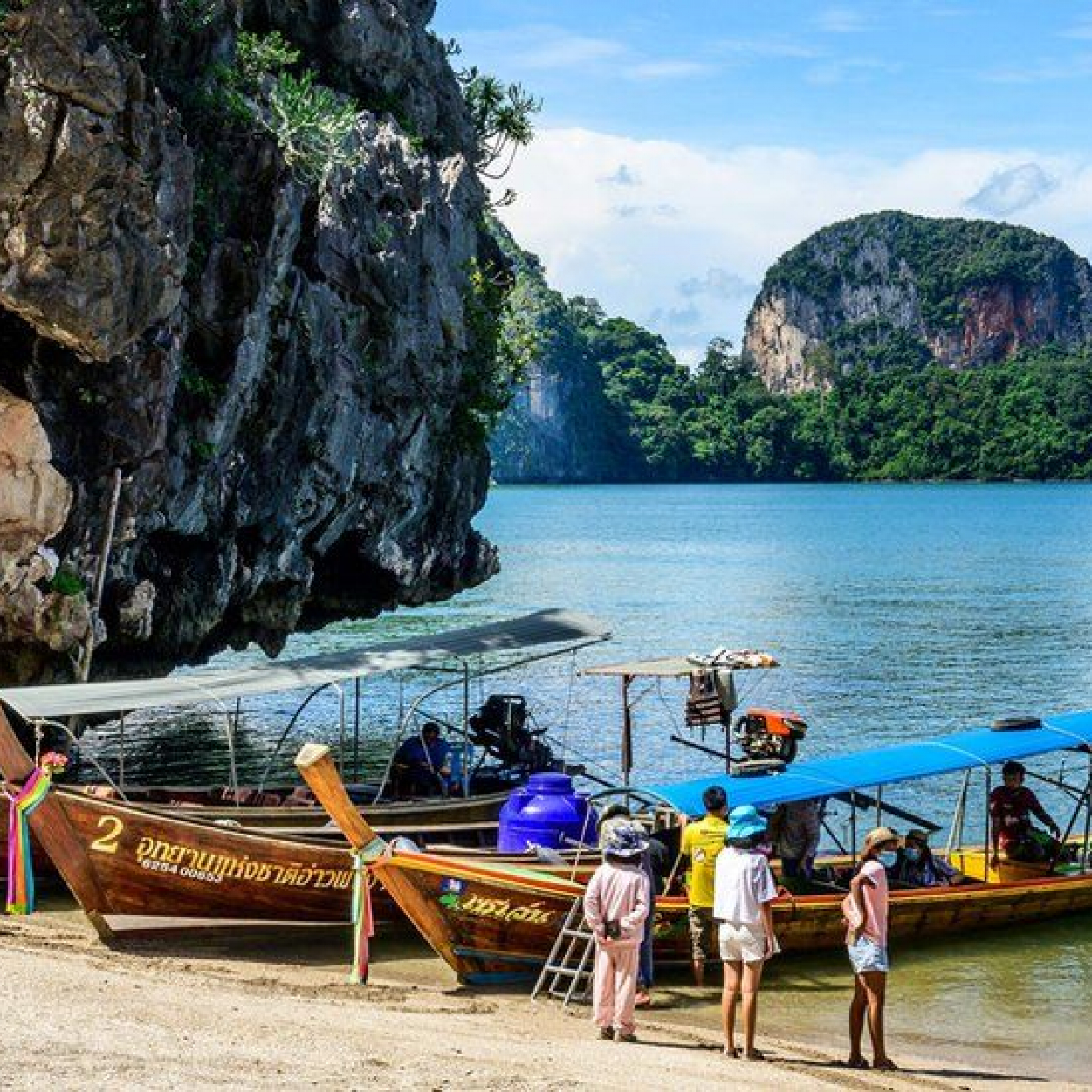 Thailand reopens to vaccinated tourists from over 60 nations