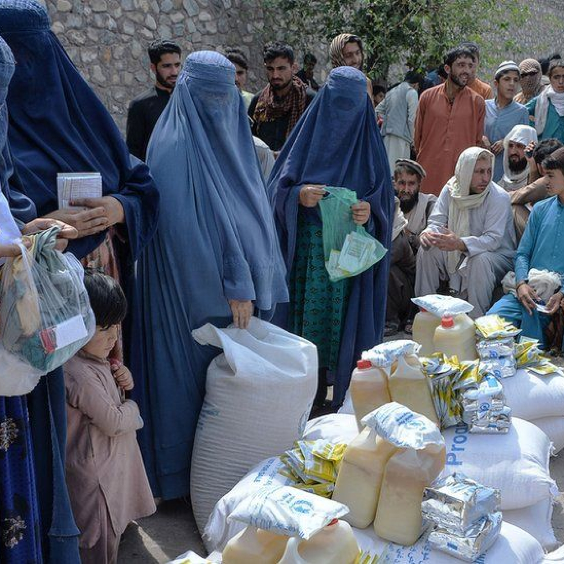 Afghans facing hell on earth as winter looms
