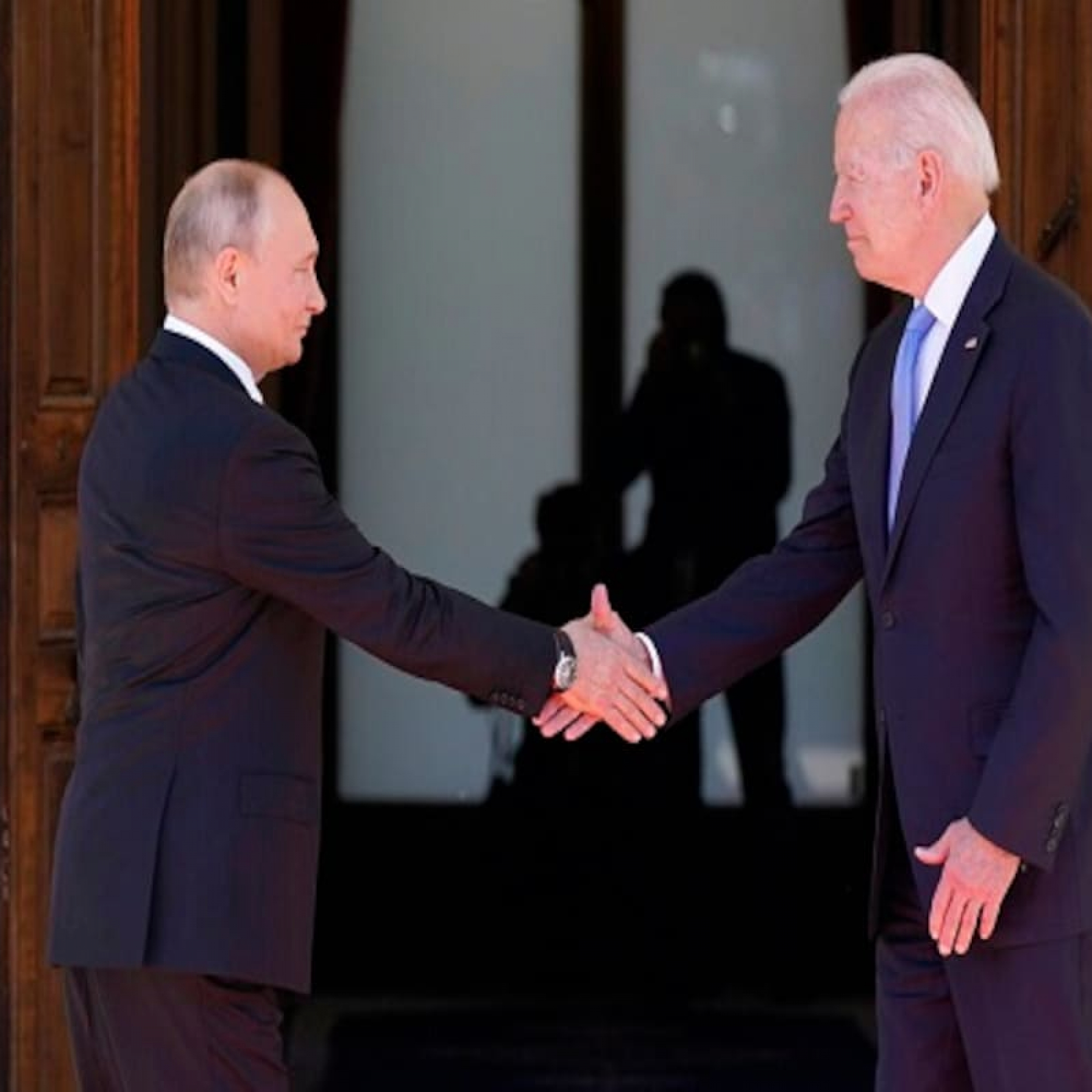 Russia expels top US diplomat as Ukraine tensions continue to simmer