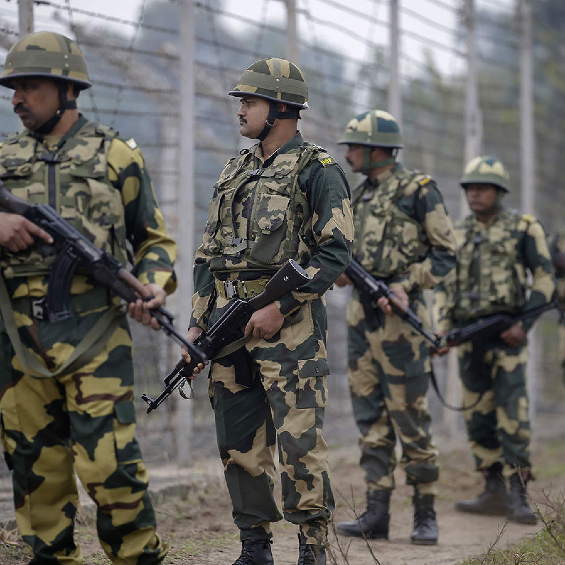 Border police officers injured by friendly fire during smuggling attempt