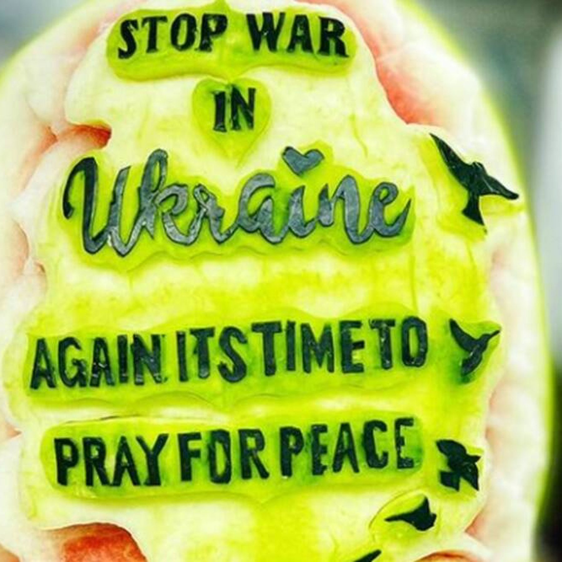 Indian chef appeals for peace in Ukraine with unique watermelon food art