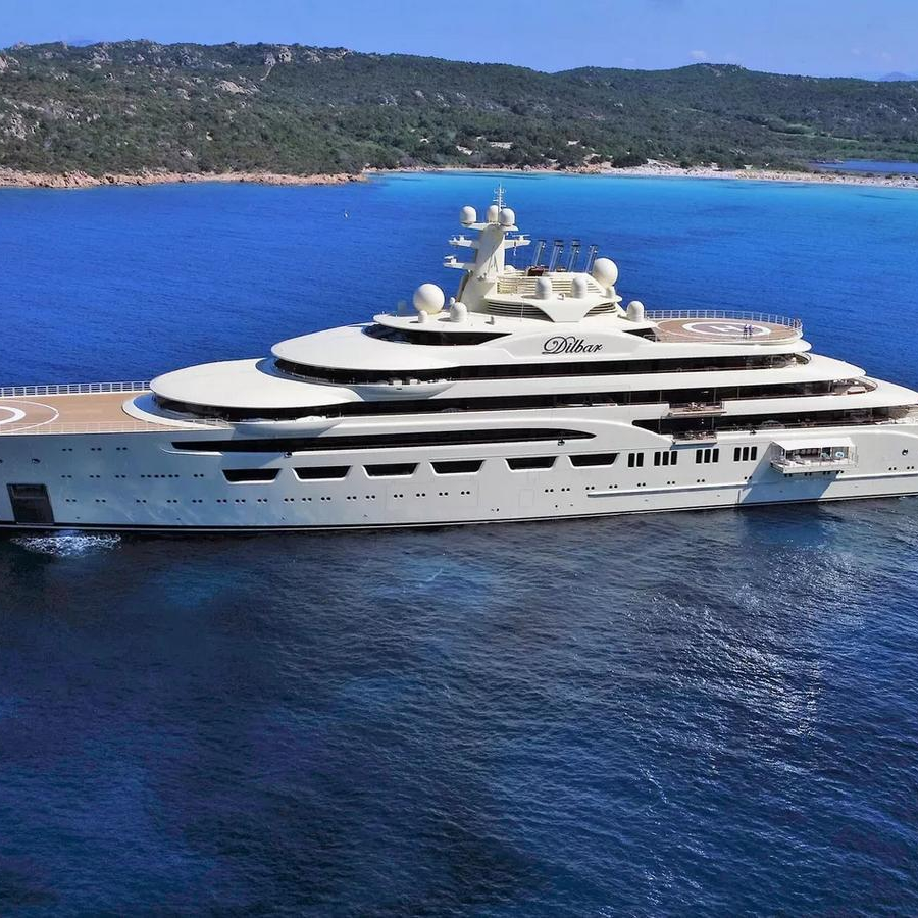 Russian Billionaires Luxury Superyacht Docks In Turkey Following EU Sanctions