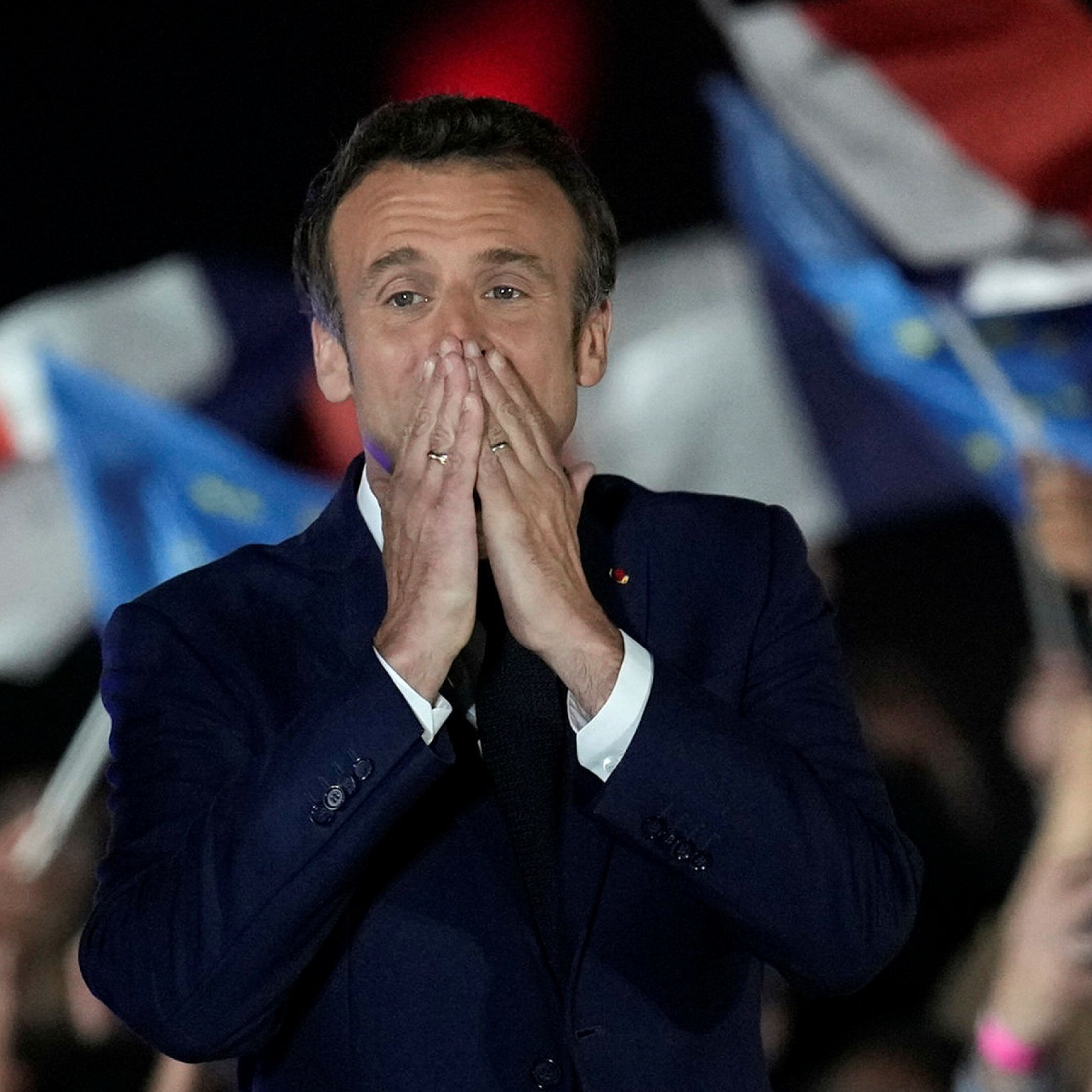 Emmanuel Macron defeats Marine Le Pen in French election