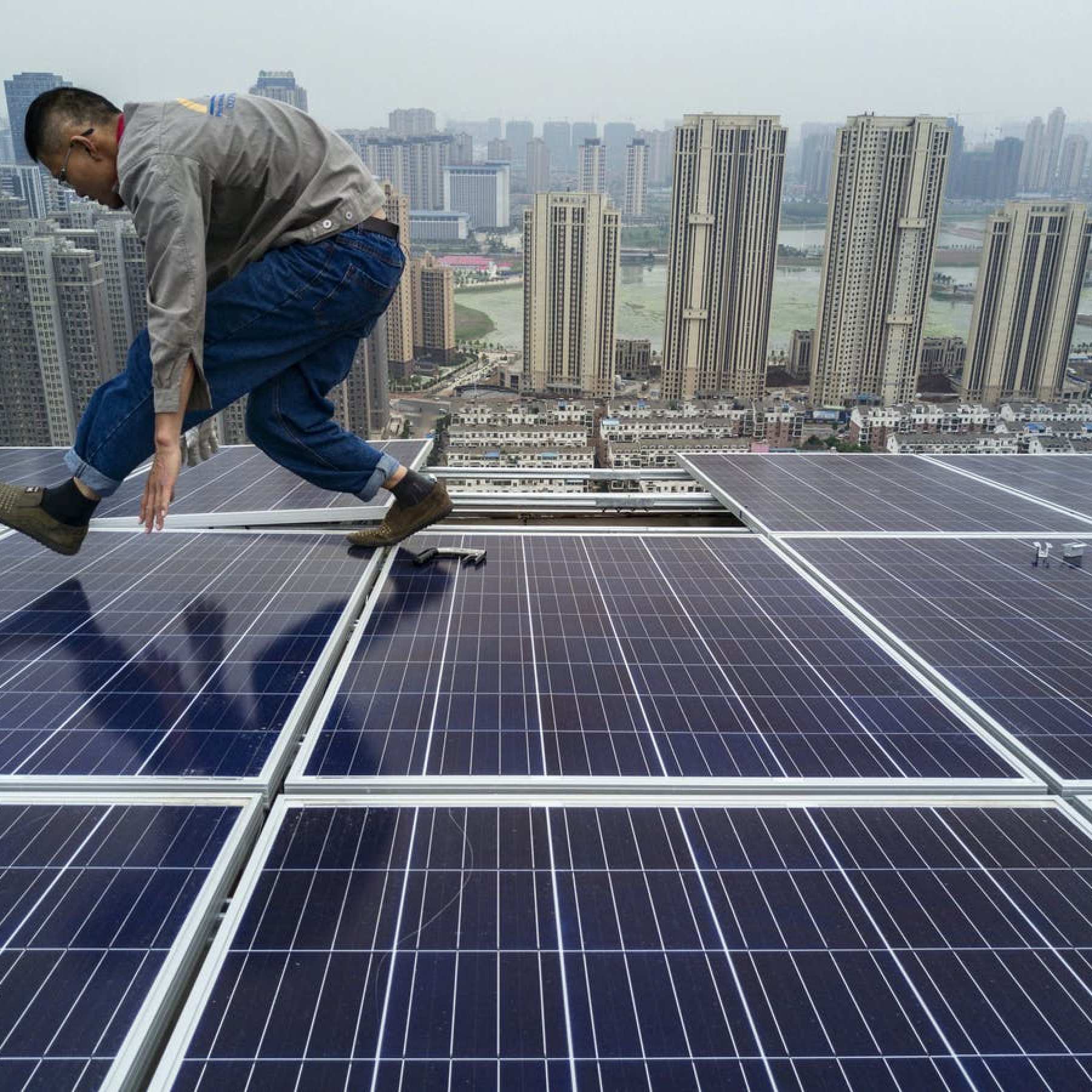 4 strategies for a global breakthrough on energy and climate change