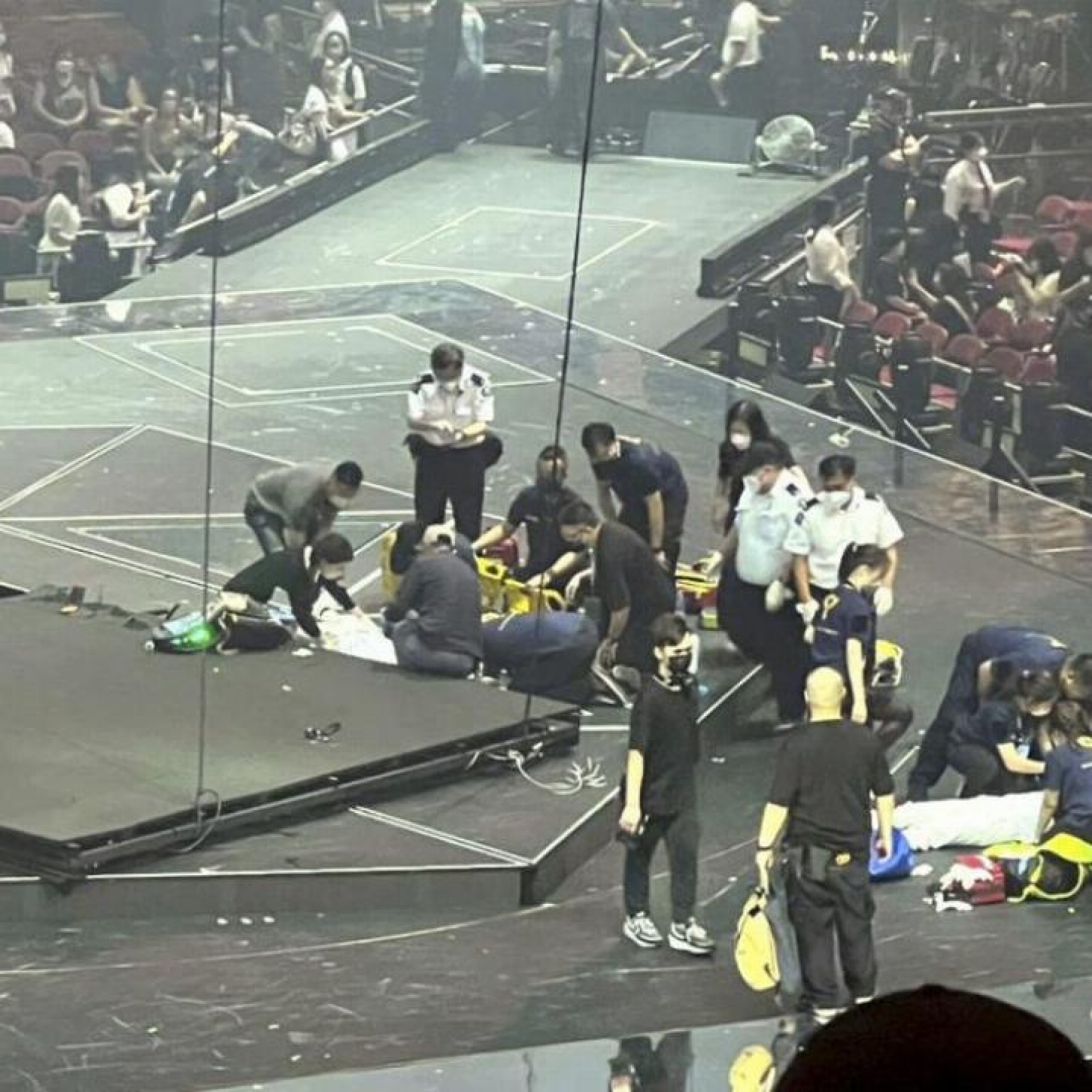 Giant Video Screen Falls on Boy Band Mirror Dancers at Hong Kong Concert